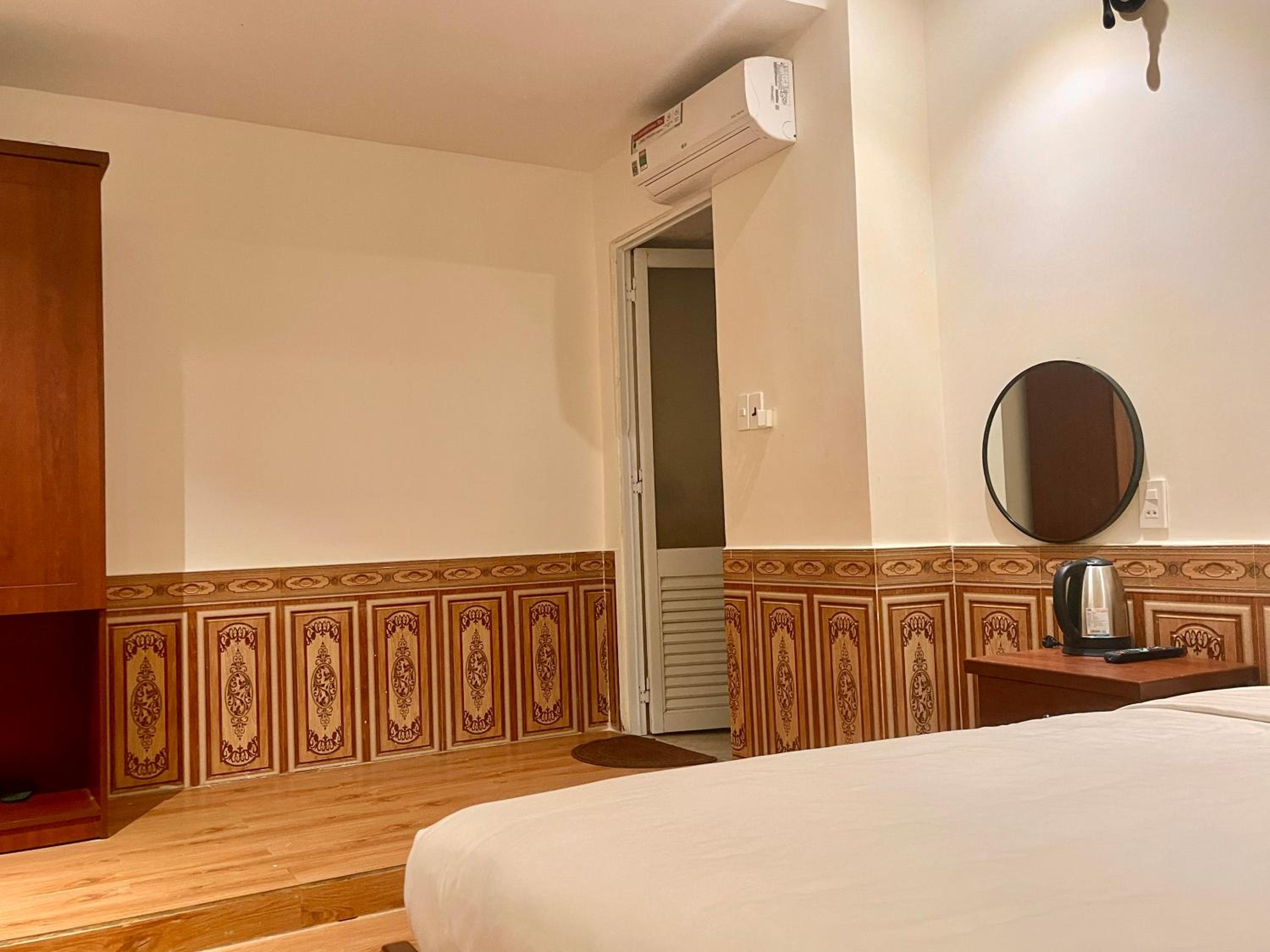 Economy Double Room