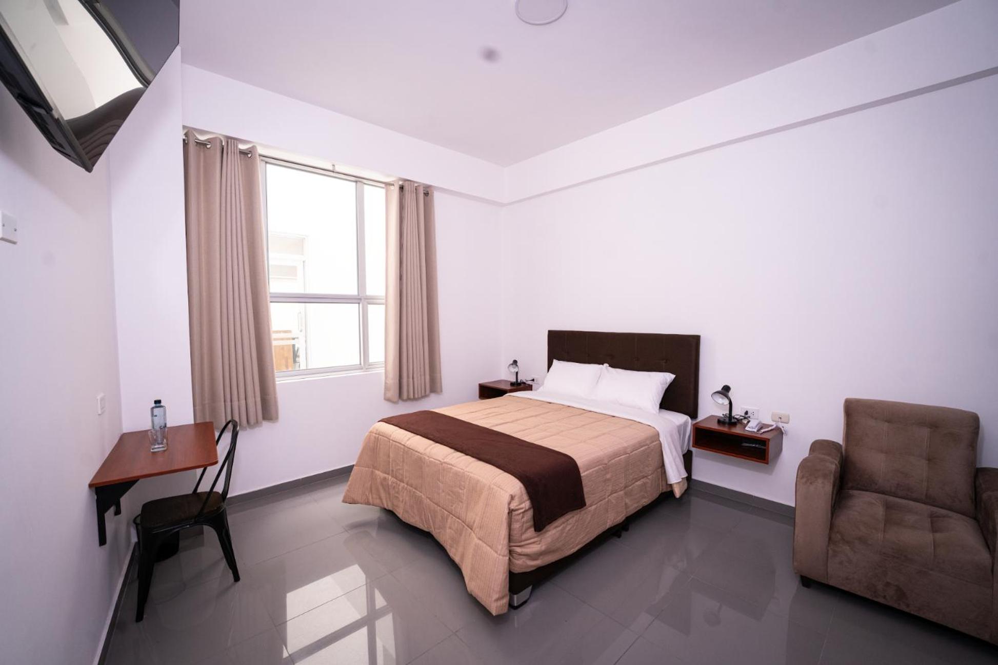 Deluxe King Studio