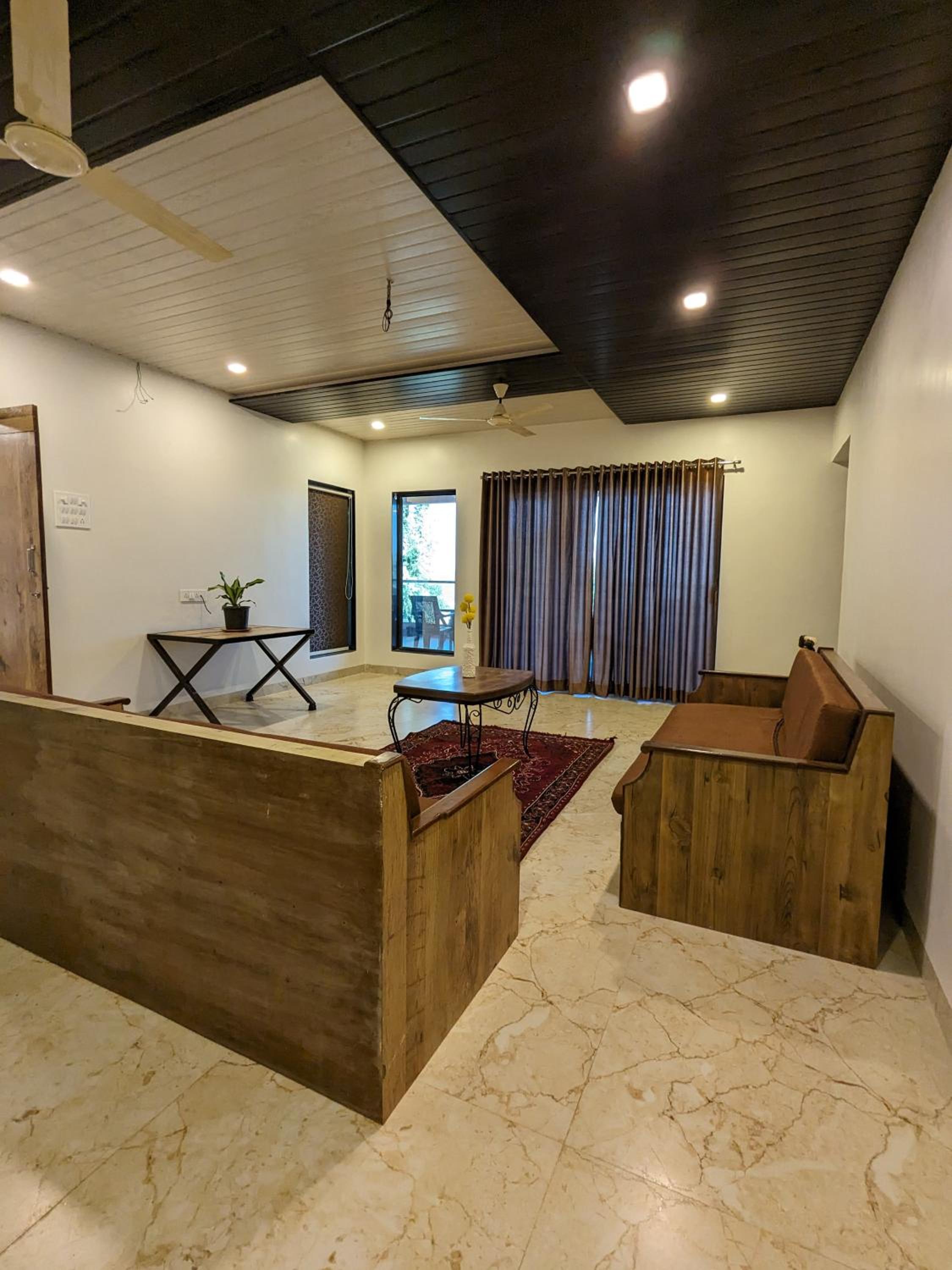 Four-Bedroom Deluxe Apartment
