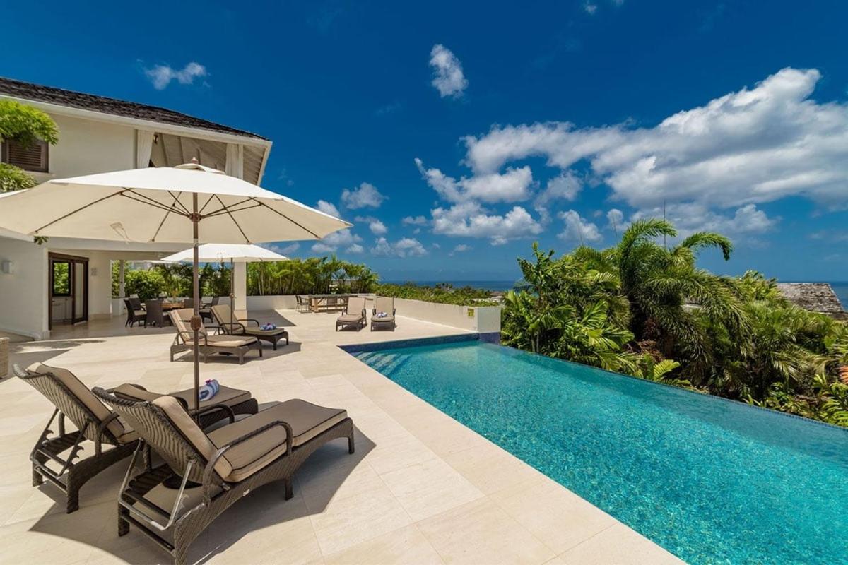 Villa with Sea View photo 2