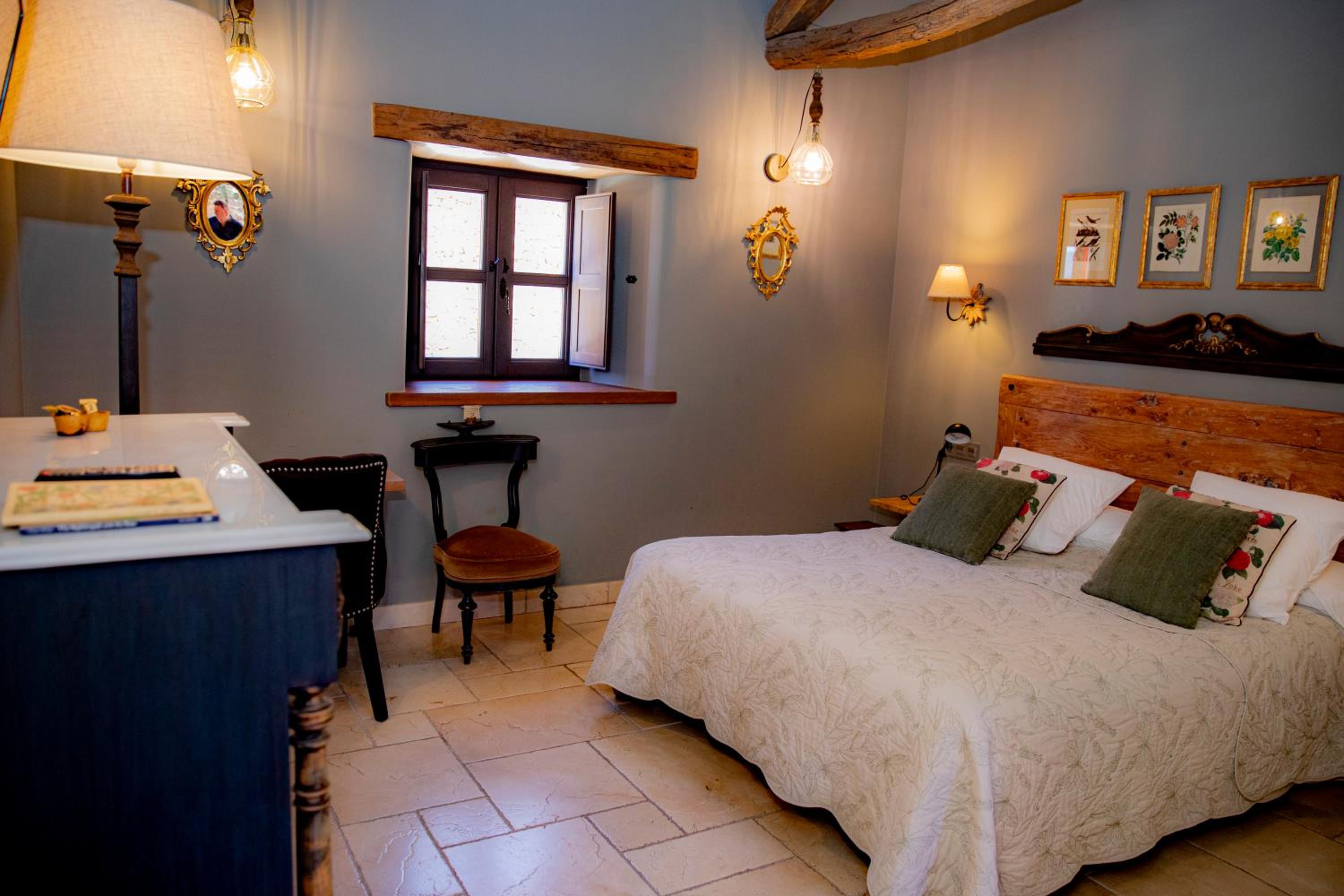 Habitación Doble con Baño Privado
