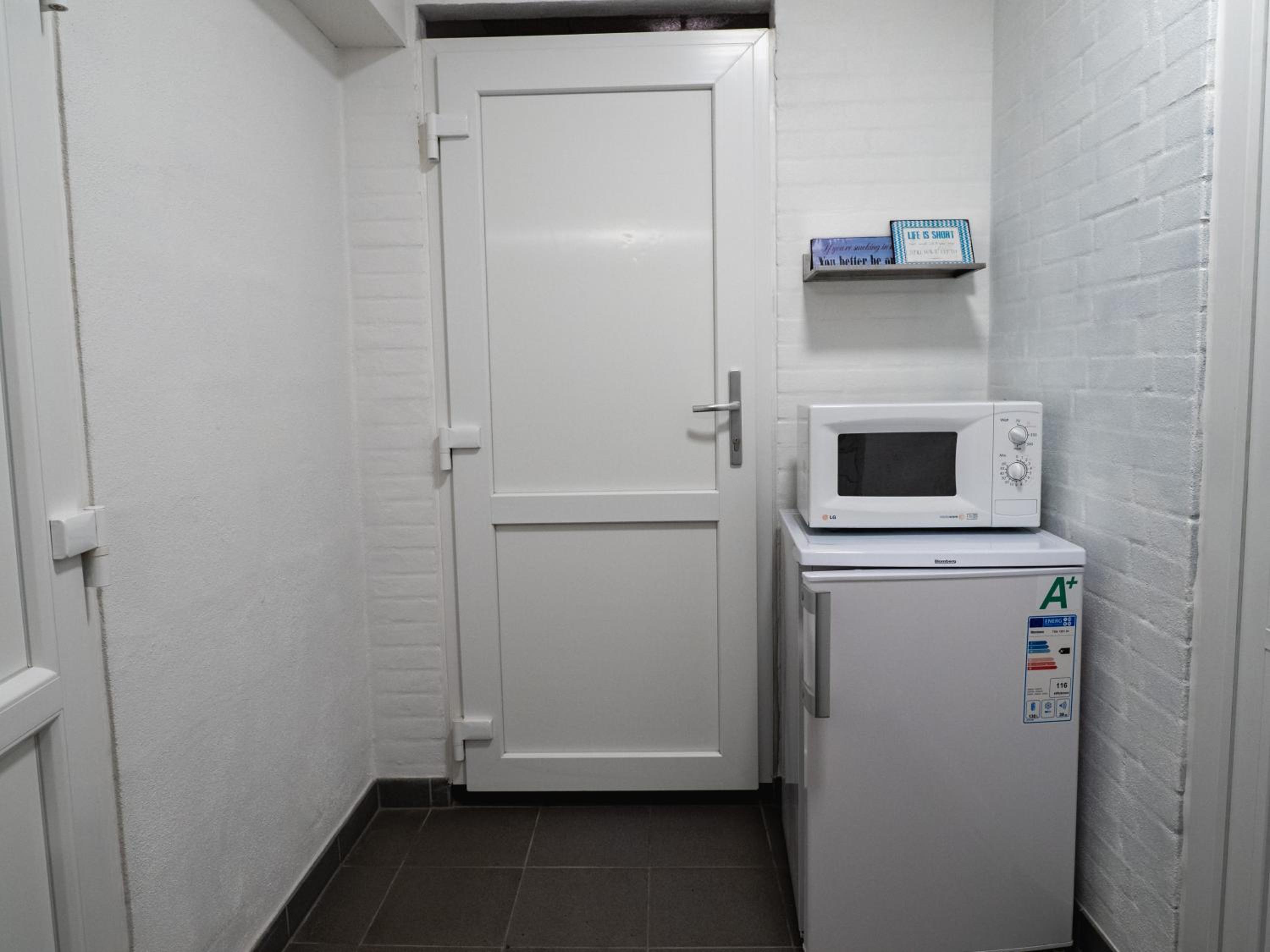 Apartment - Photo 16