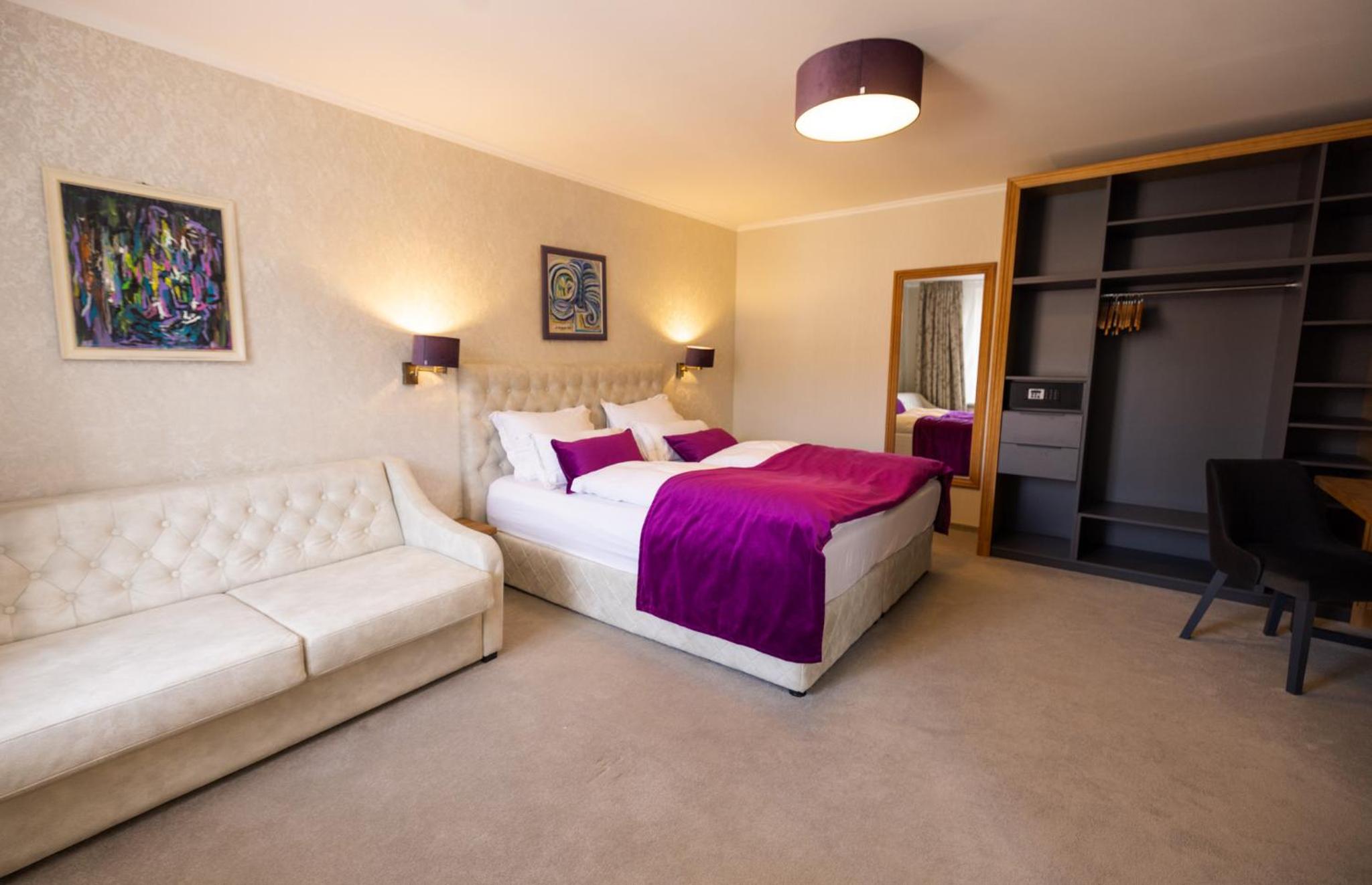 Deluxe Double Room - Photo 2