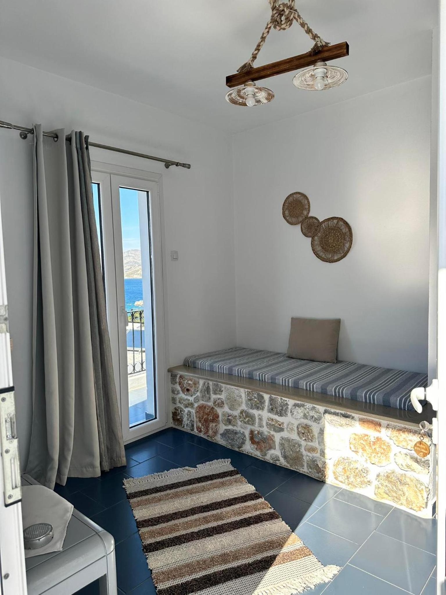 Studio with Sea View photo 2