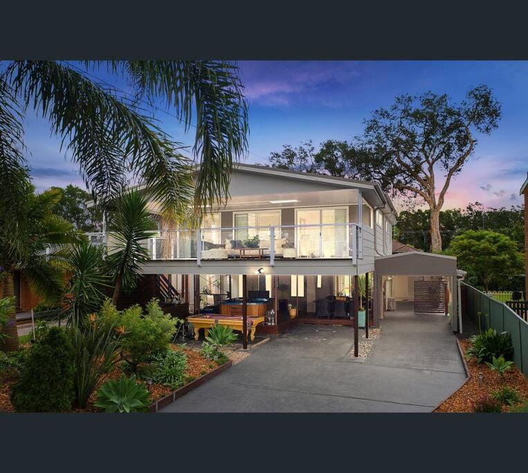 Four-Bedroom House photo 2