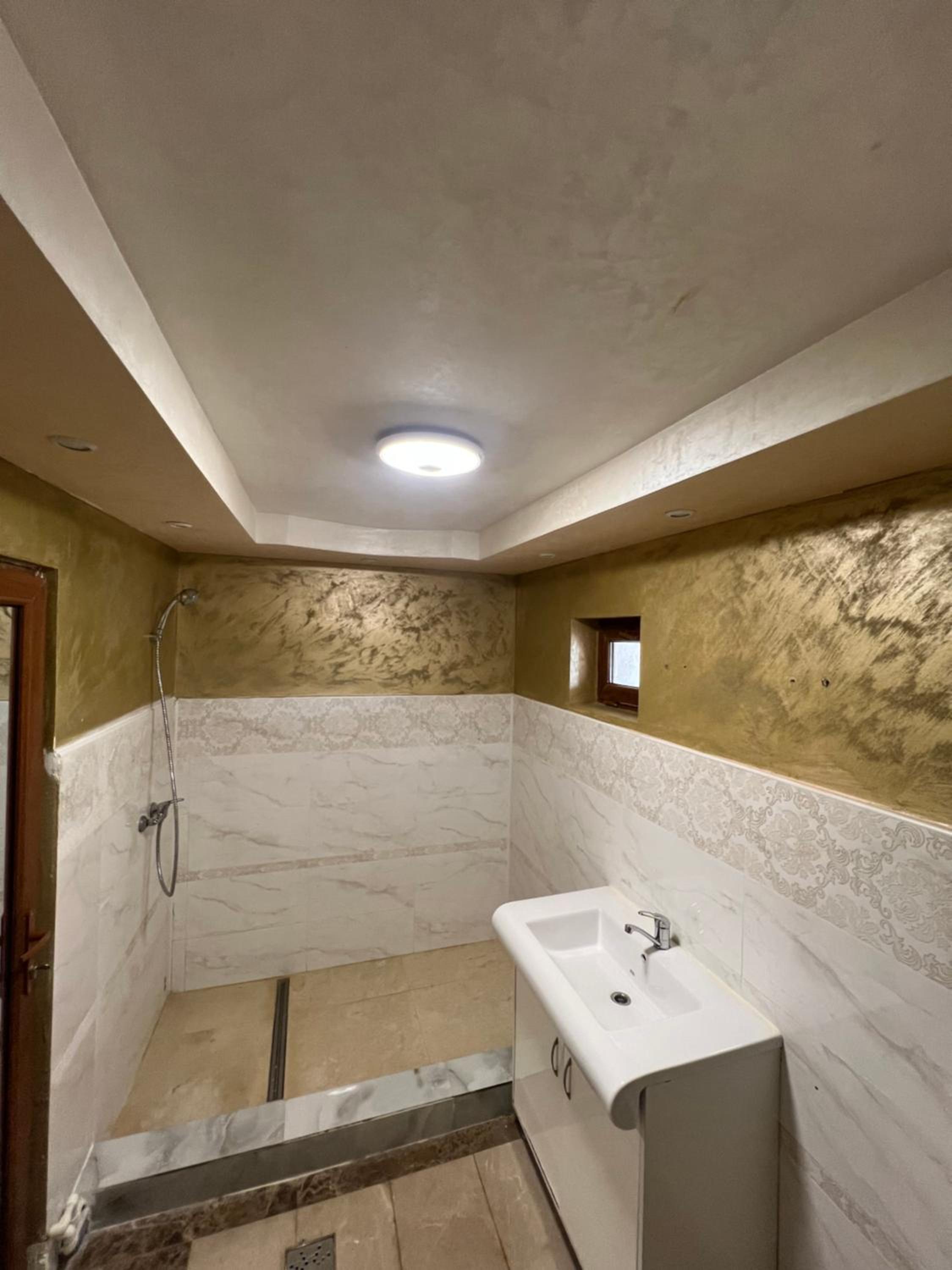 Deluxe Room (2 Adults + 1 Child) photo 3