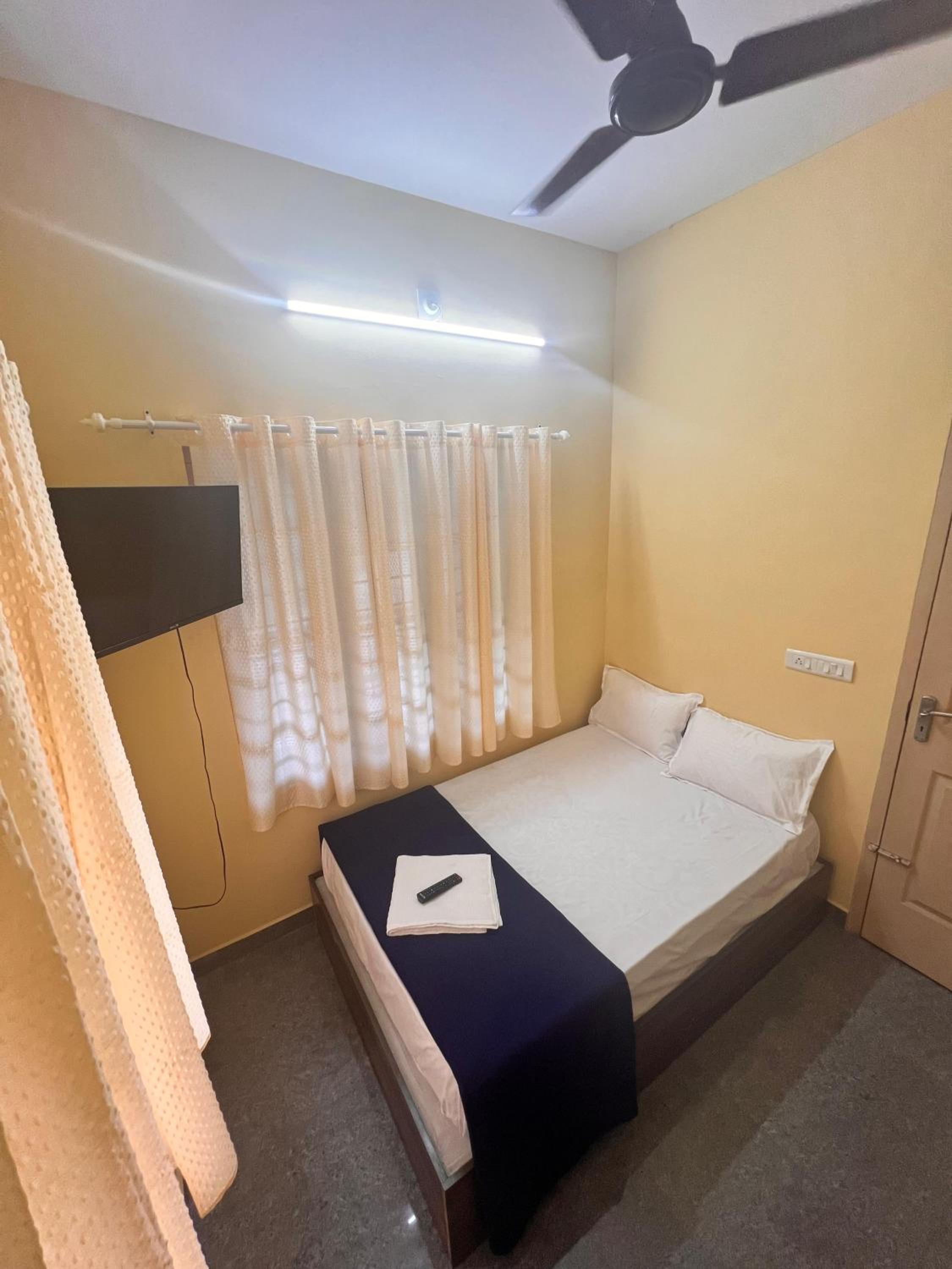 Deluxe Double Room With Shower photo 1