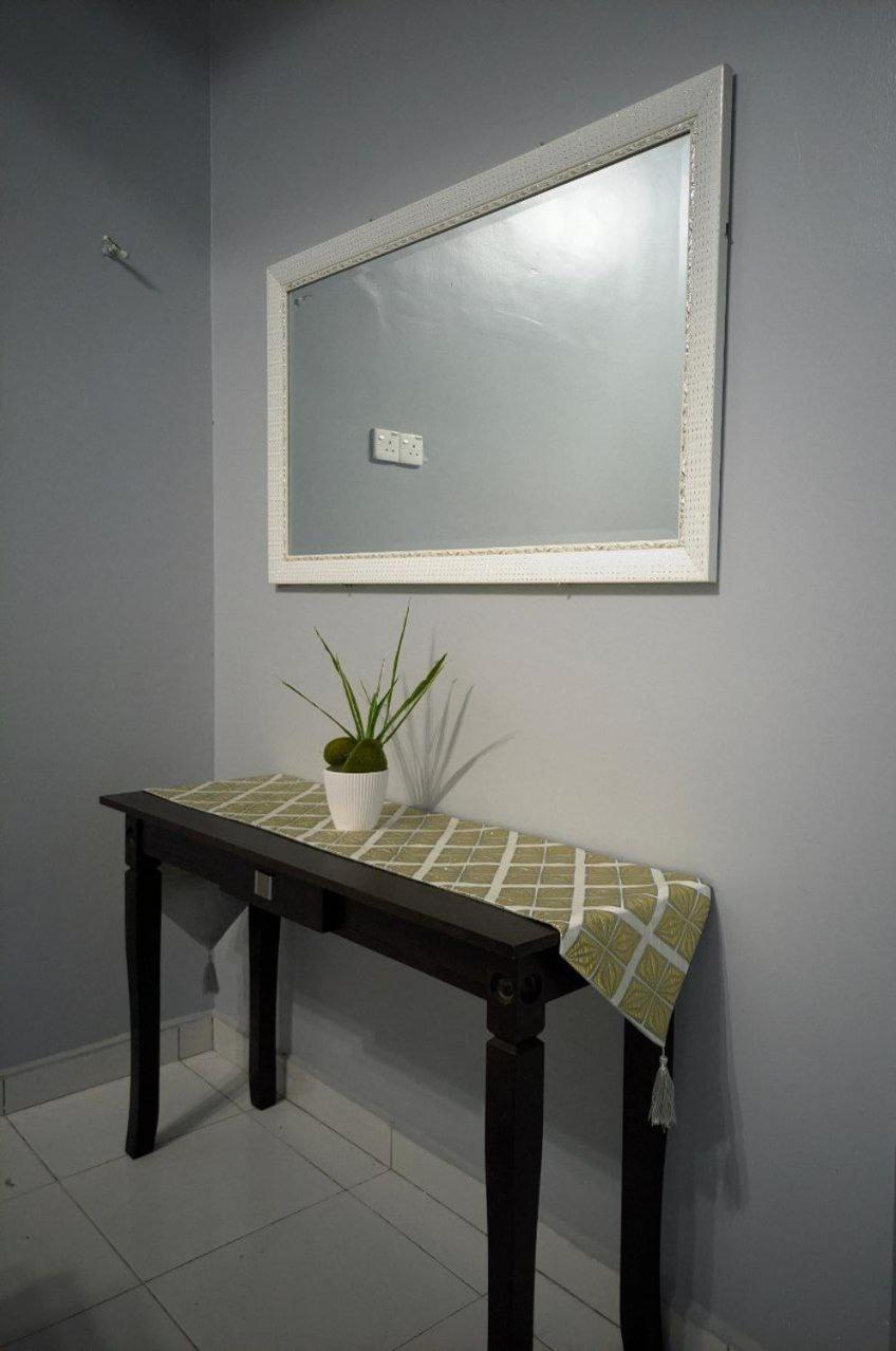 Three-Bedroom House photo 3