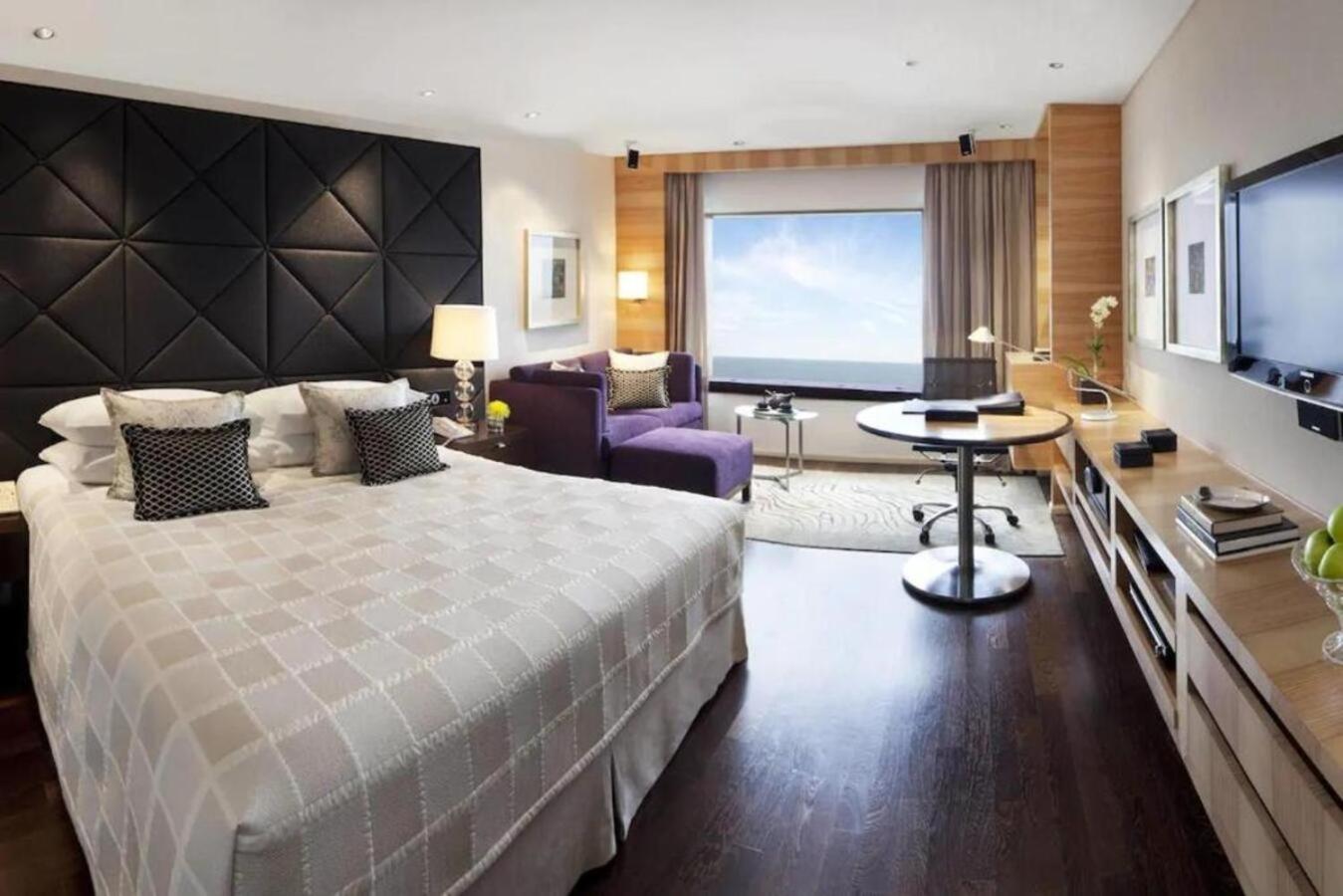 Grand Luxury Room Twin Bed