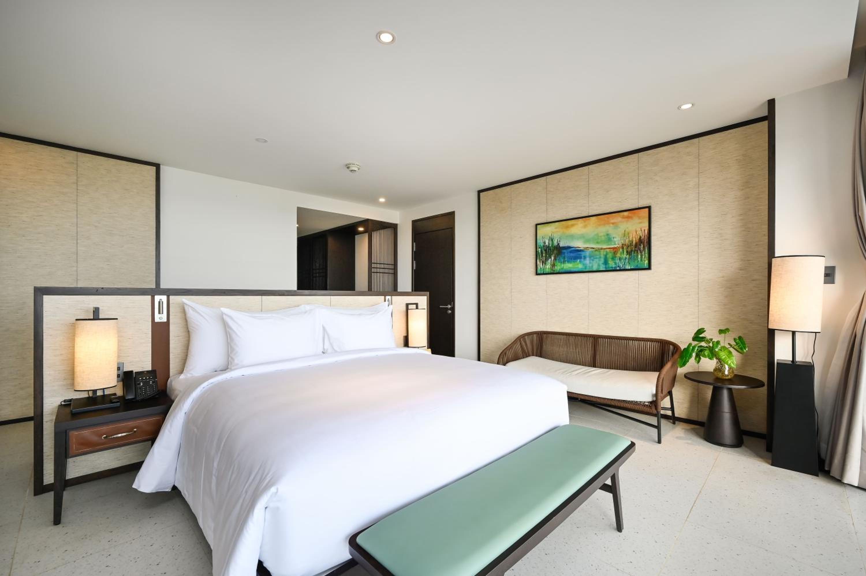 Junior Suite with Ocean View - Photo 2