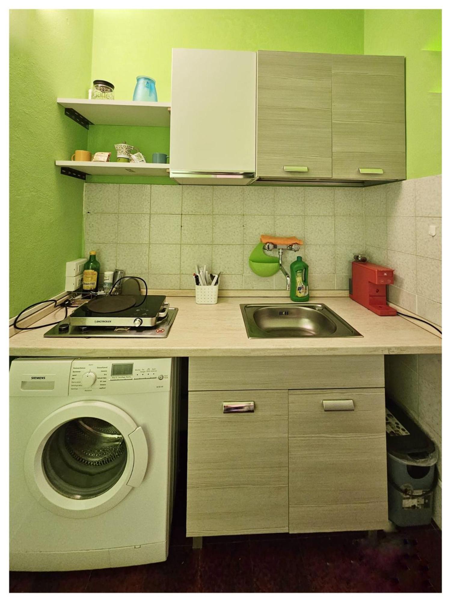 Studio Apartment photo 3
