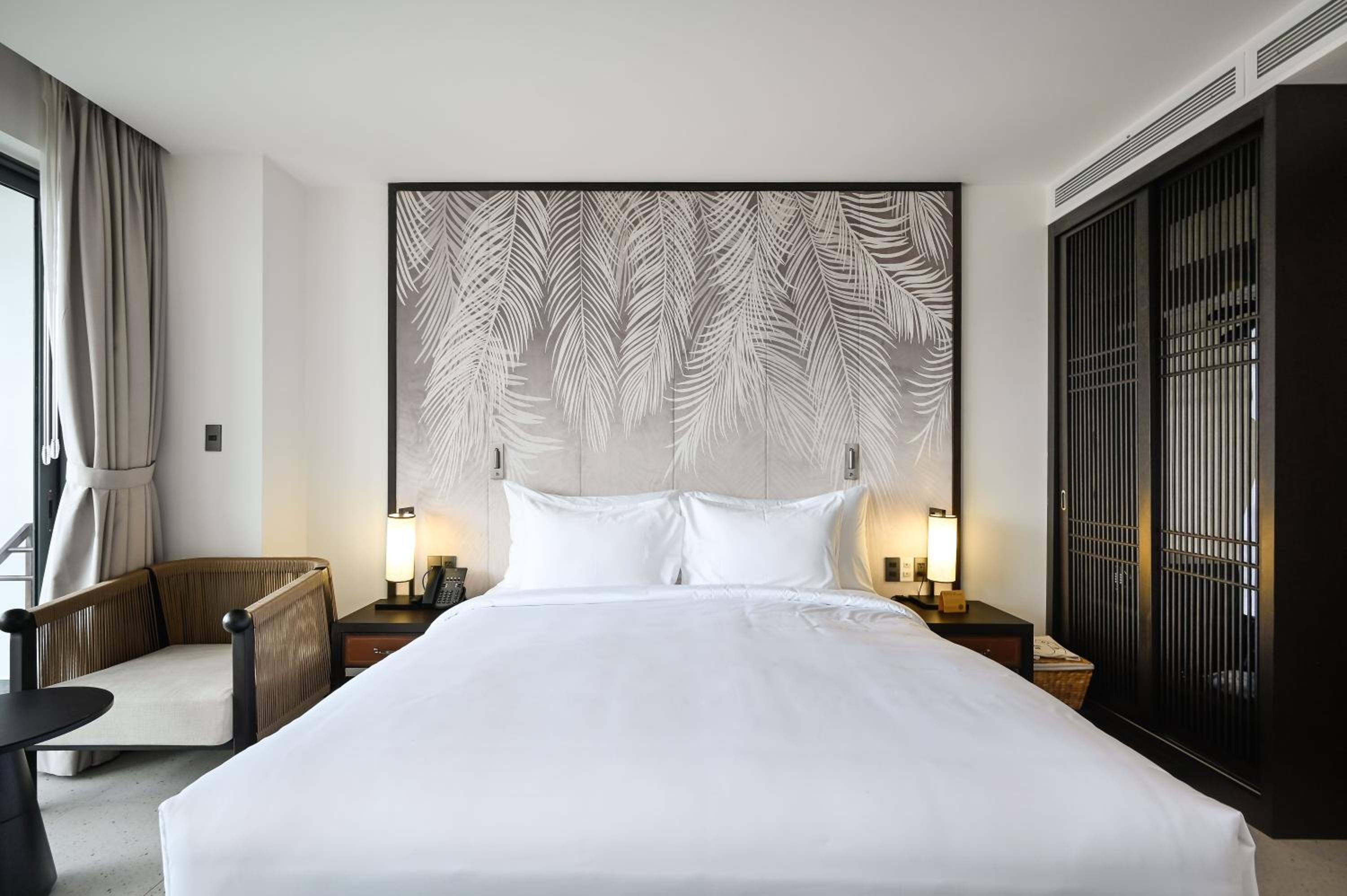 Standard King Room - Photo 1