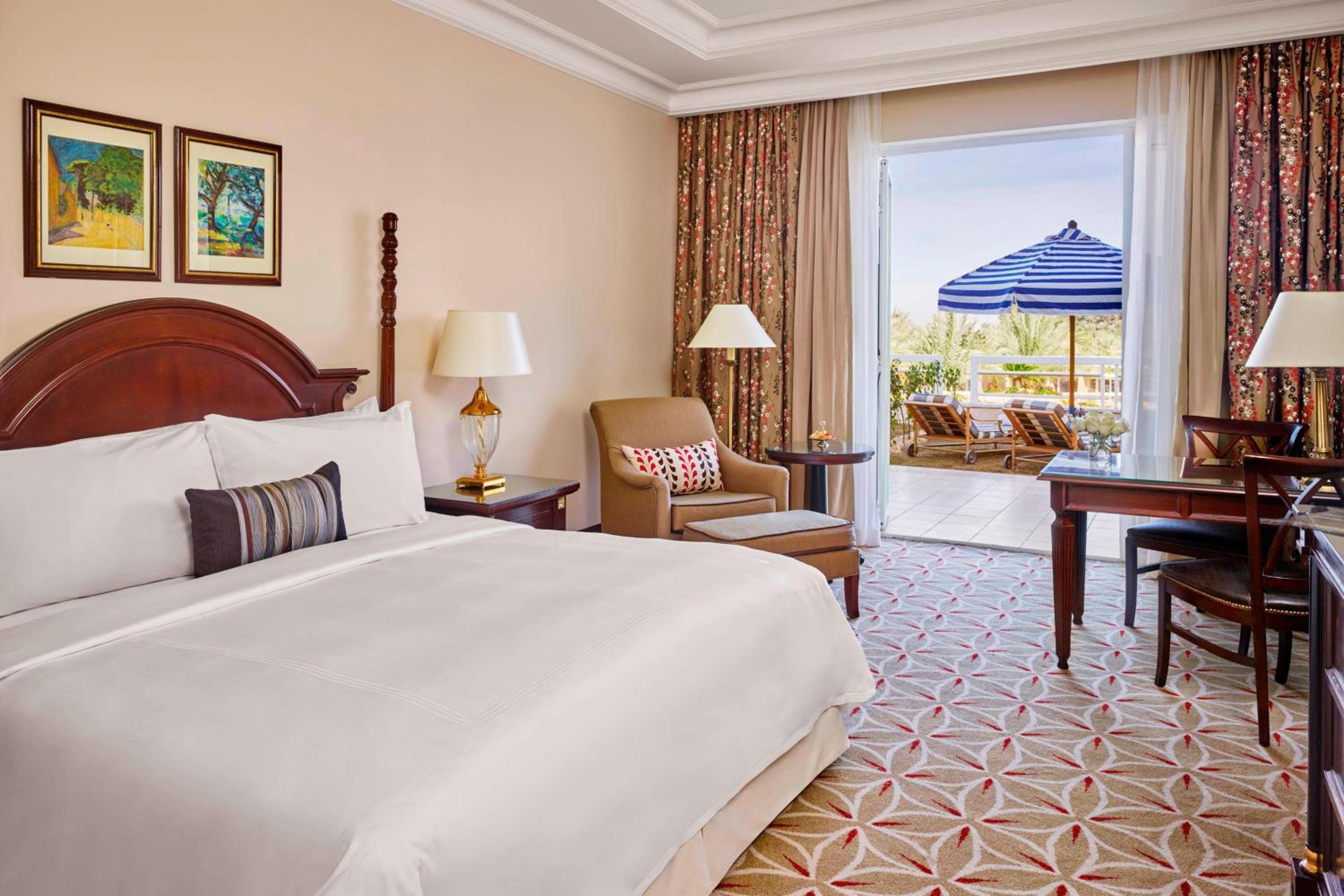 Deluxe King Guest Room, Garden Access, 1 bed