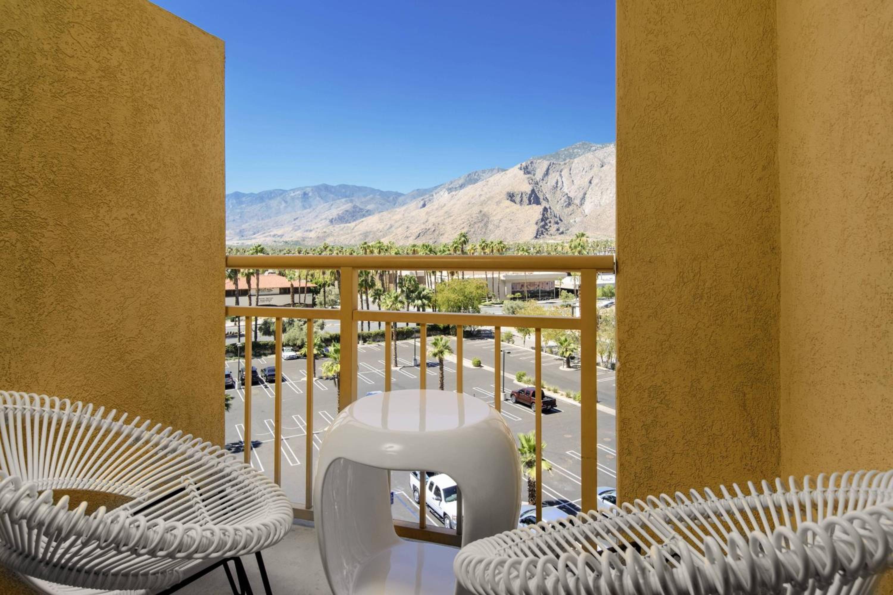 Junior King Suite with Mountain View (No Resort Fees) - Photo 9