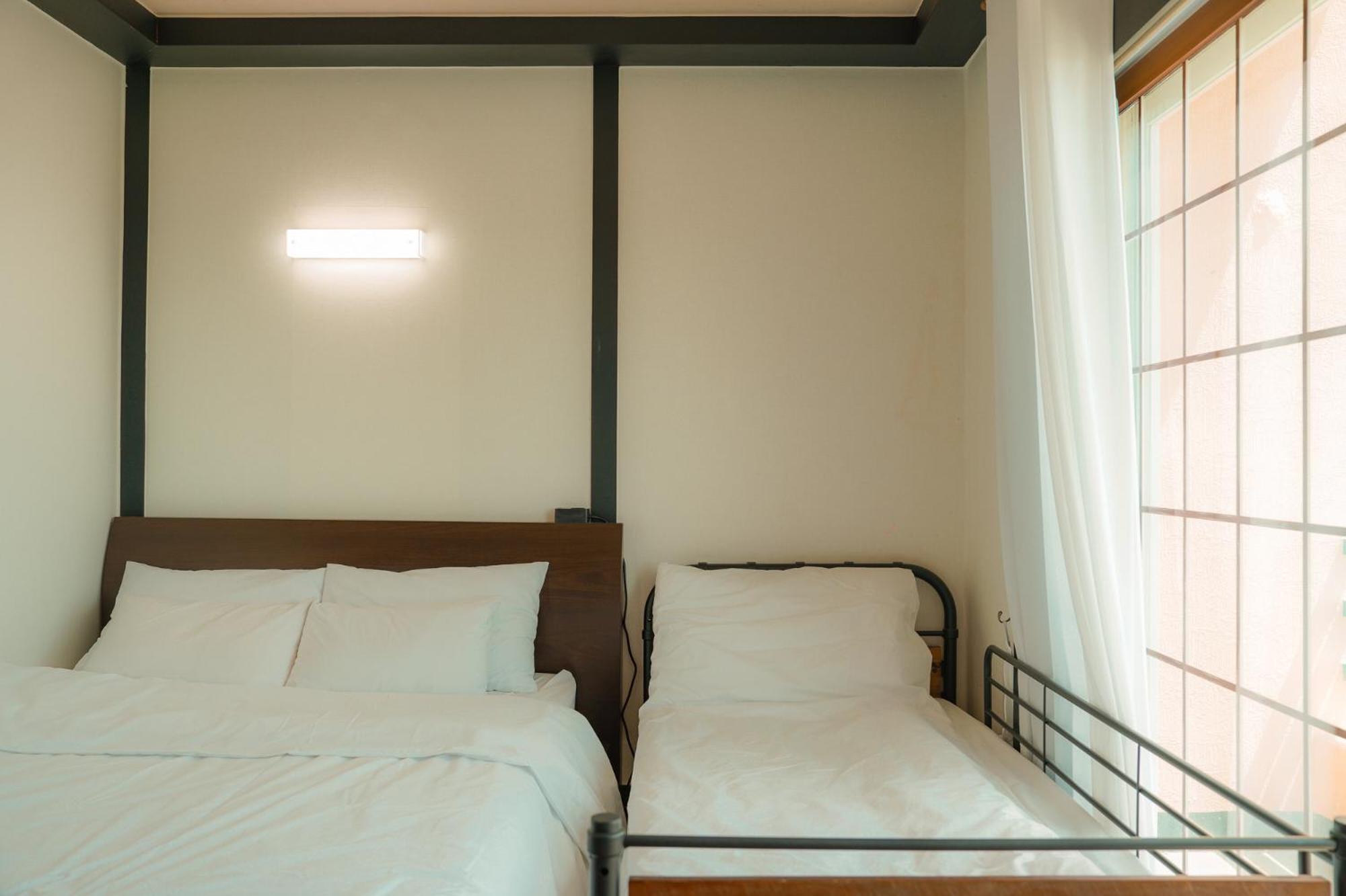 Deluxe Double Room with Balcony and Sea View - Photo 6