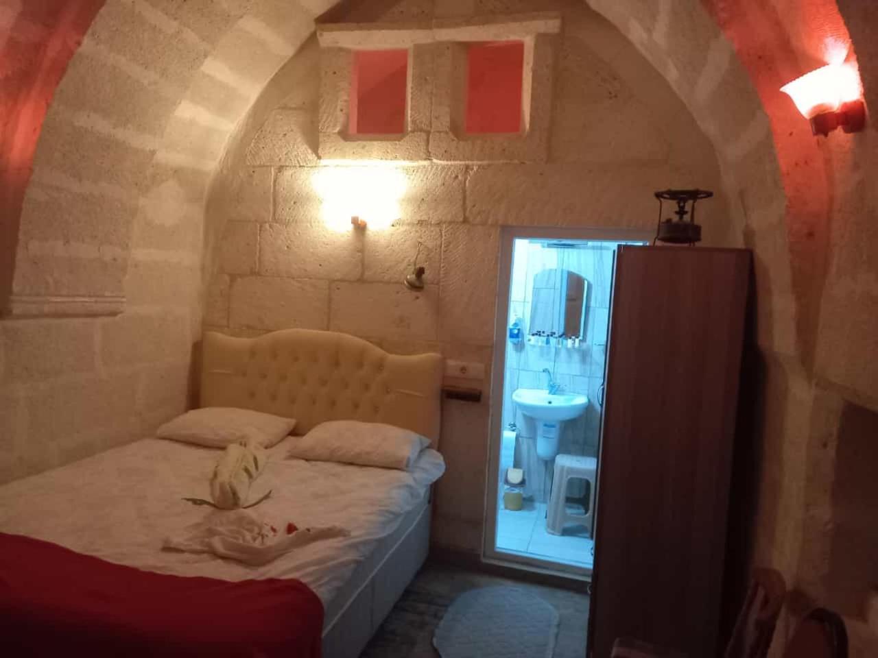 Standard Triple Room - Photo 15
