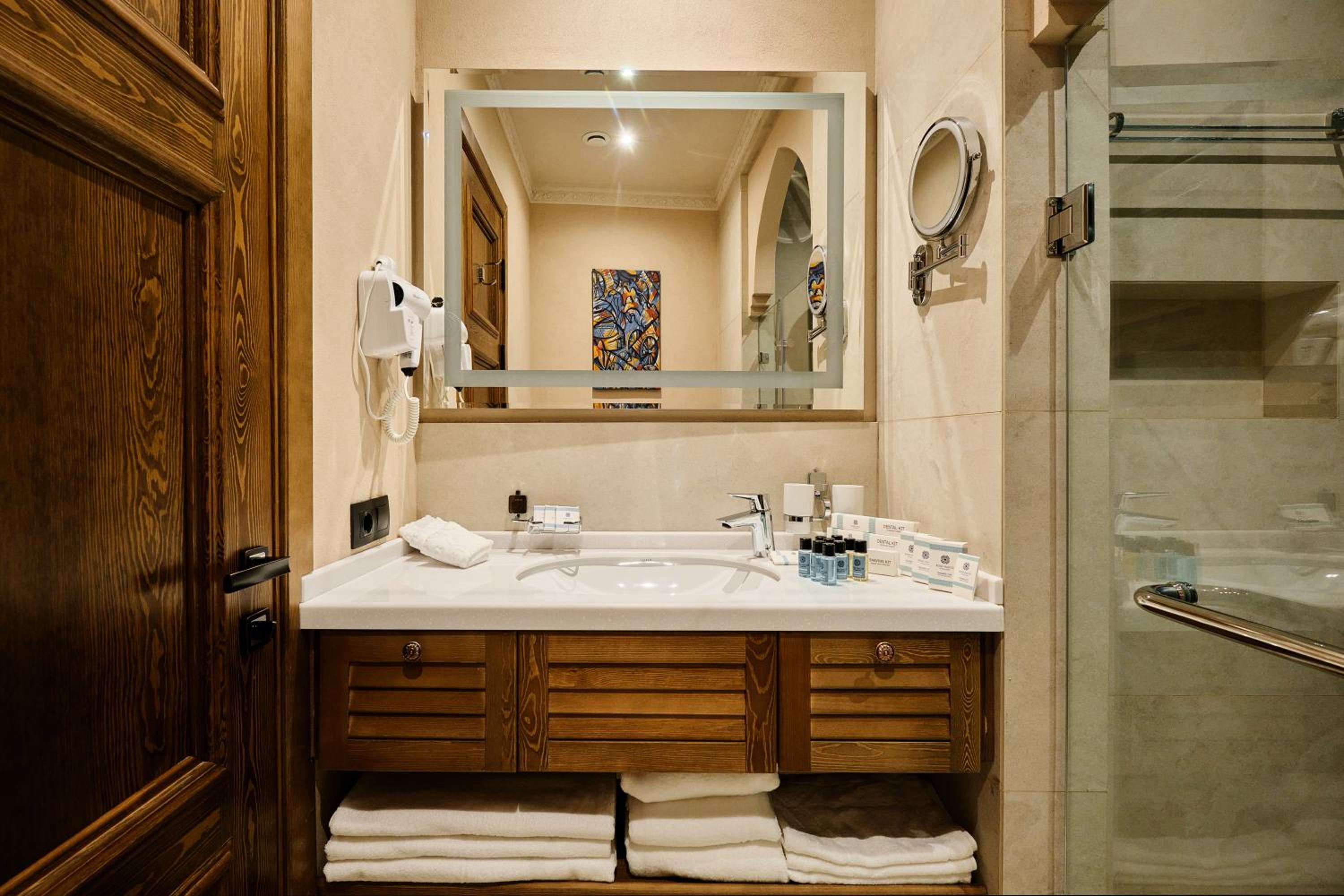 Classic Triple Room photo 2