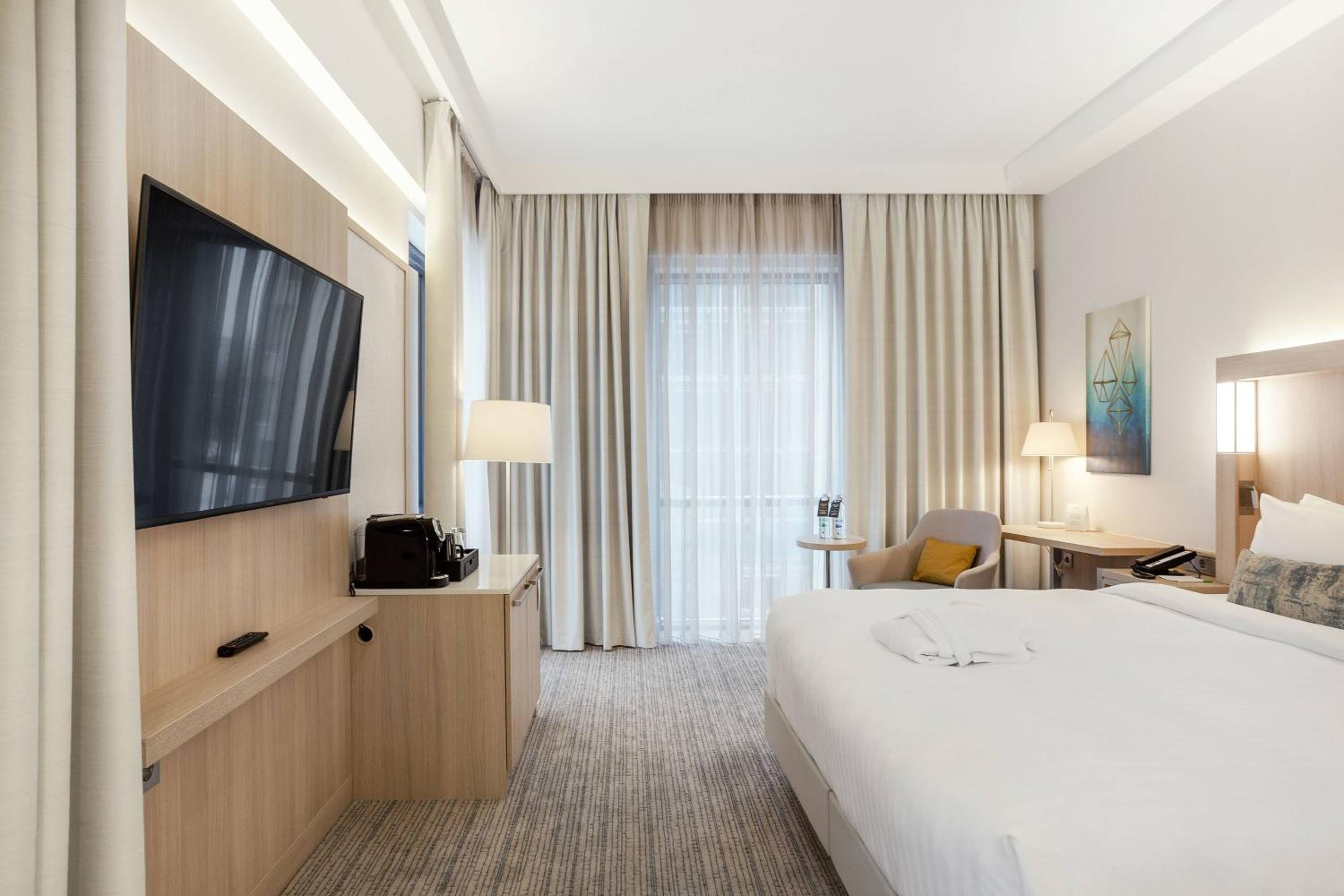 Superior King Room photo 3