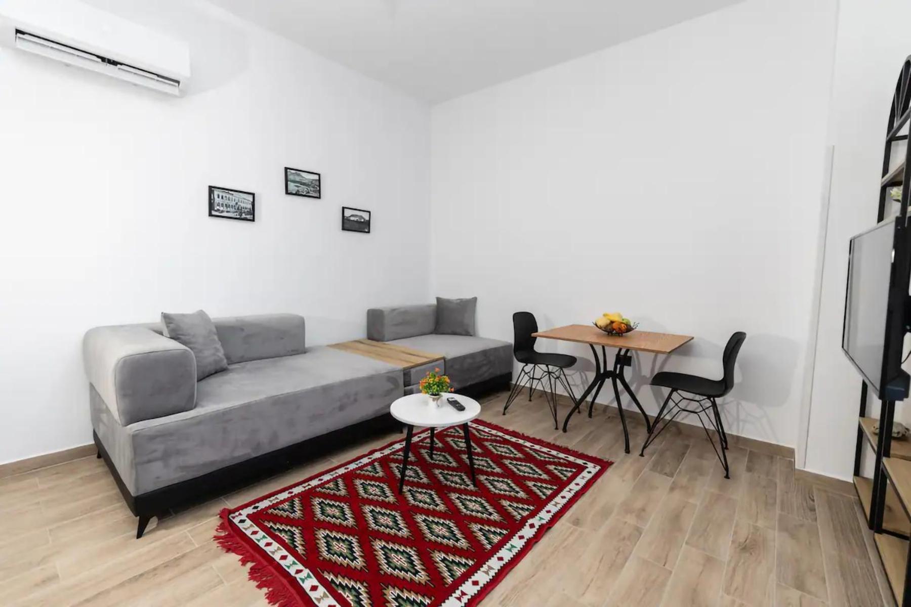 Apartment with City View