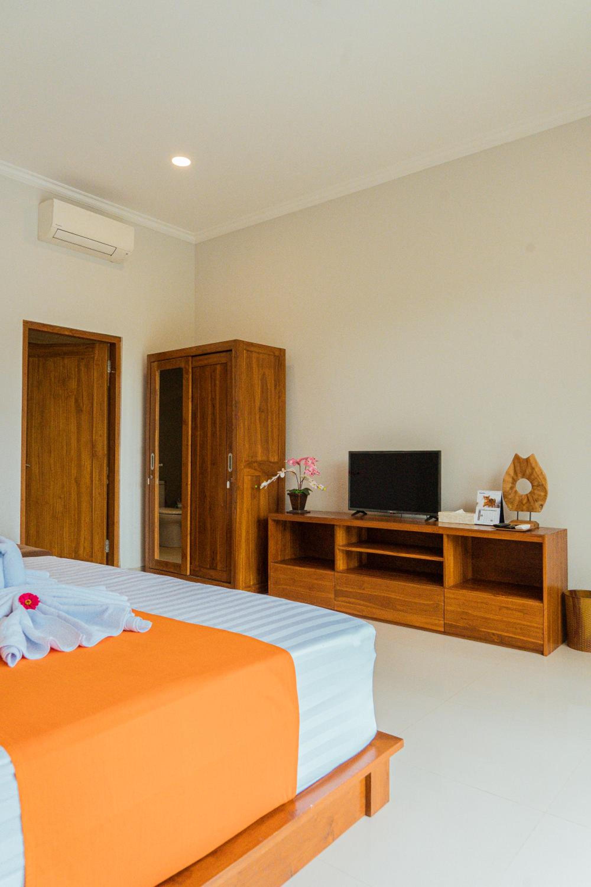 Two-Bedroom Villa - Photo 31