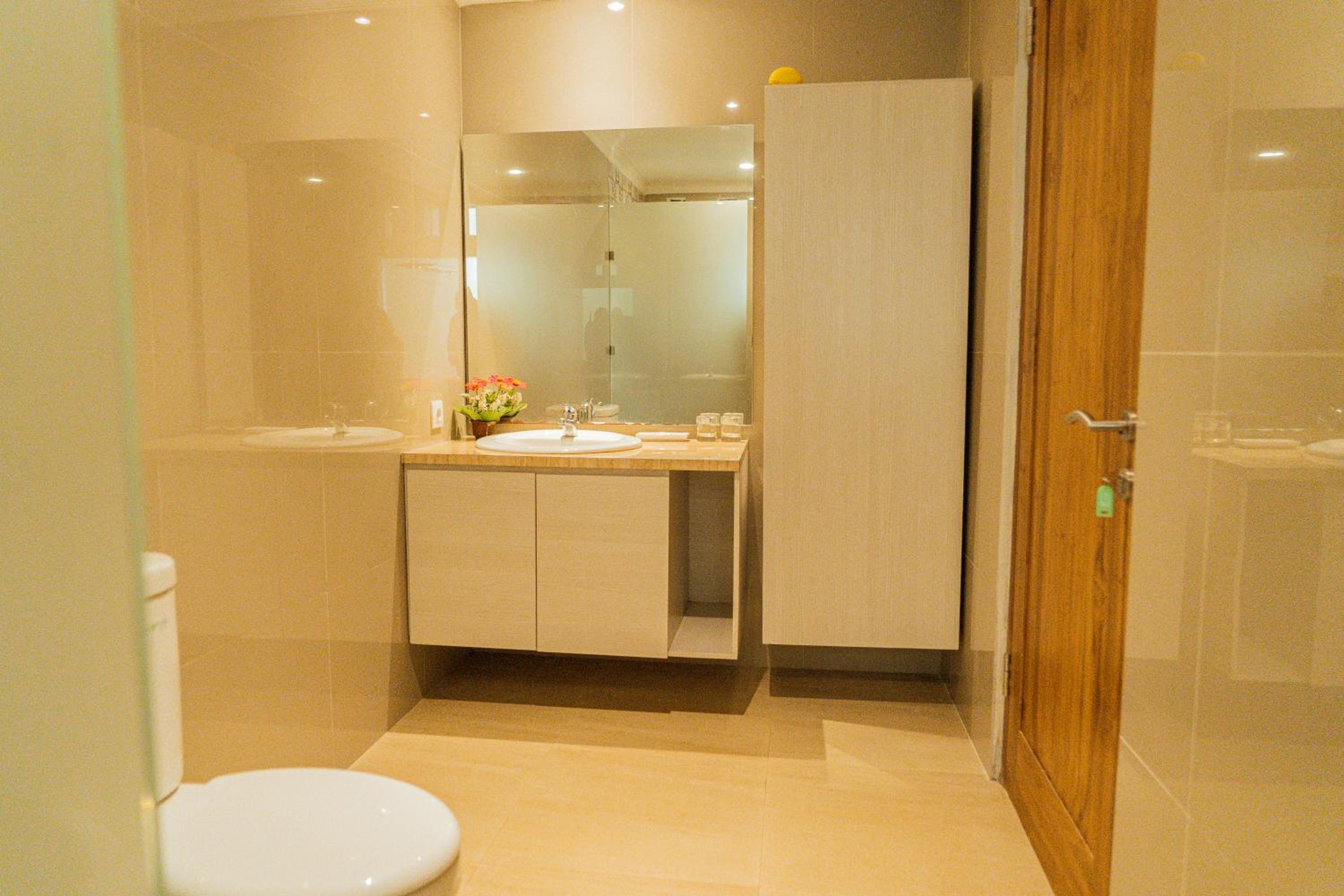 Two-Bedroom Villa - Photo 18