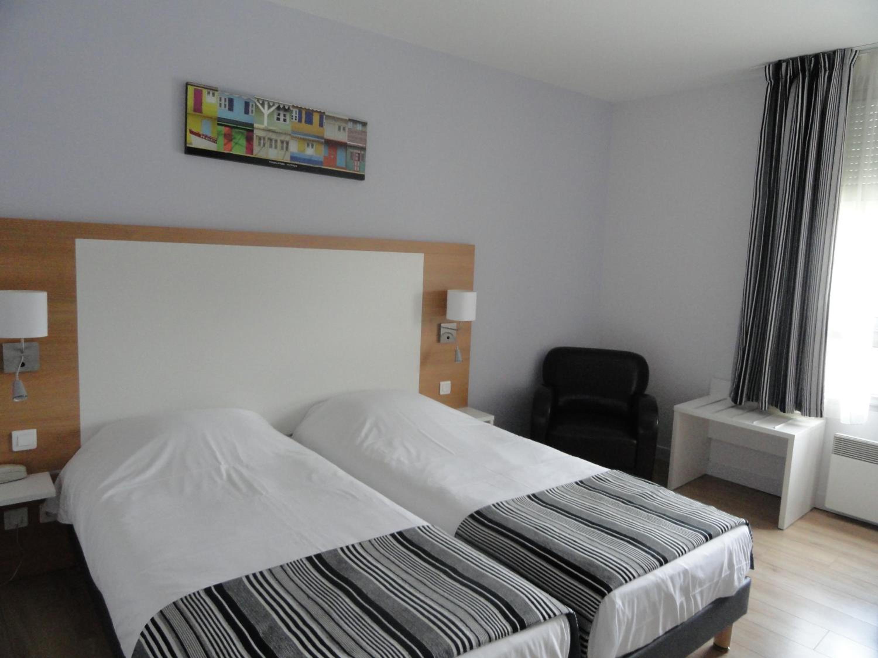 Superior Twin Room - Photo 3