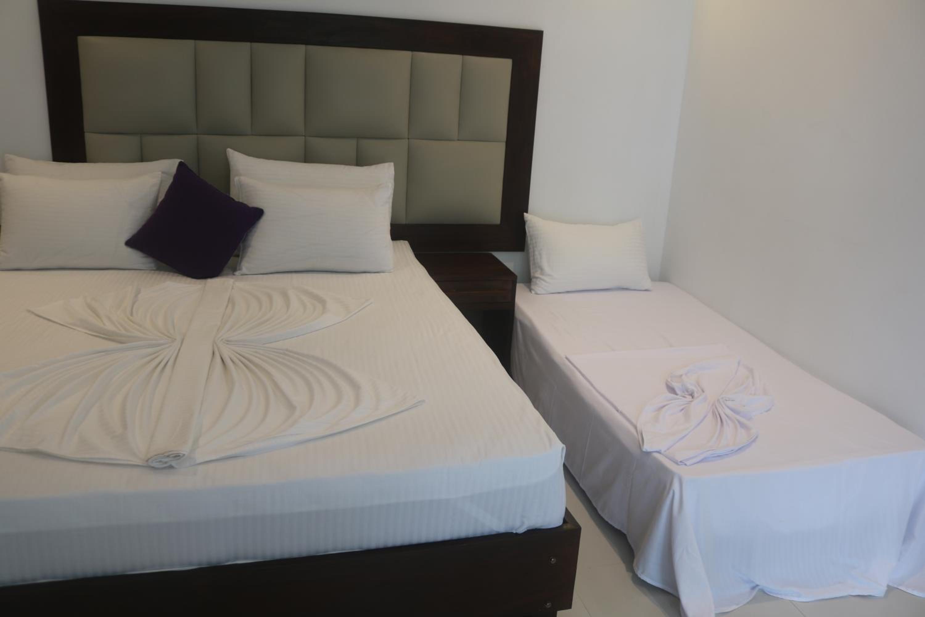 Basic Triple Room