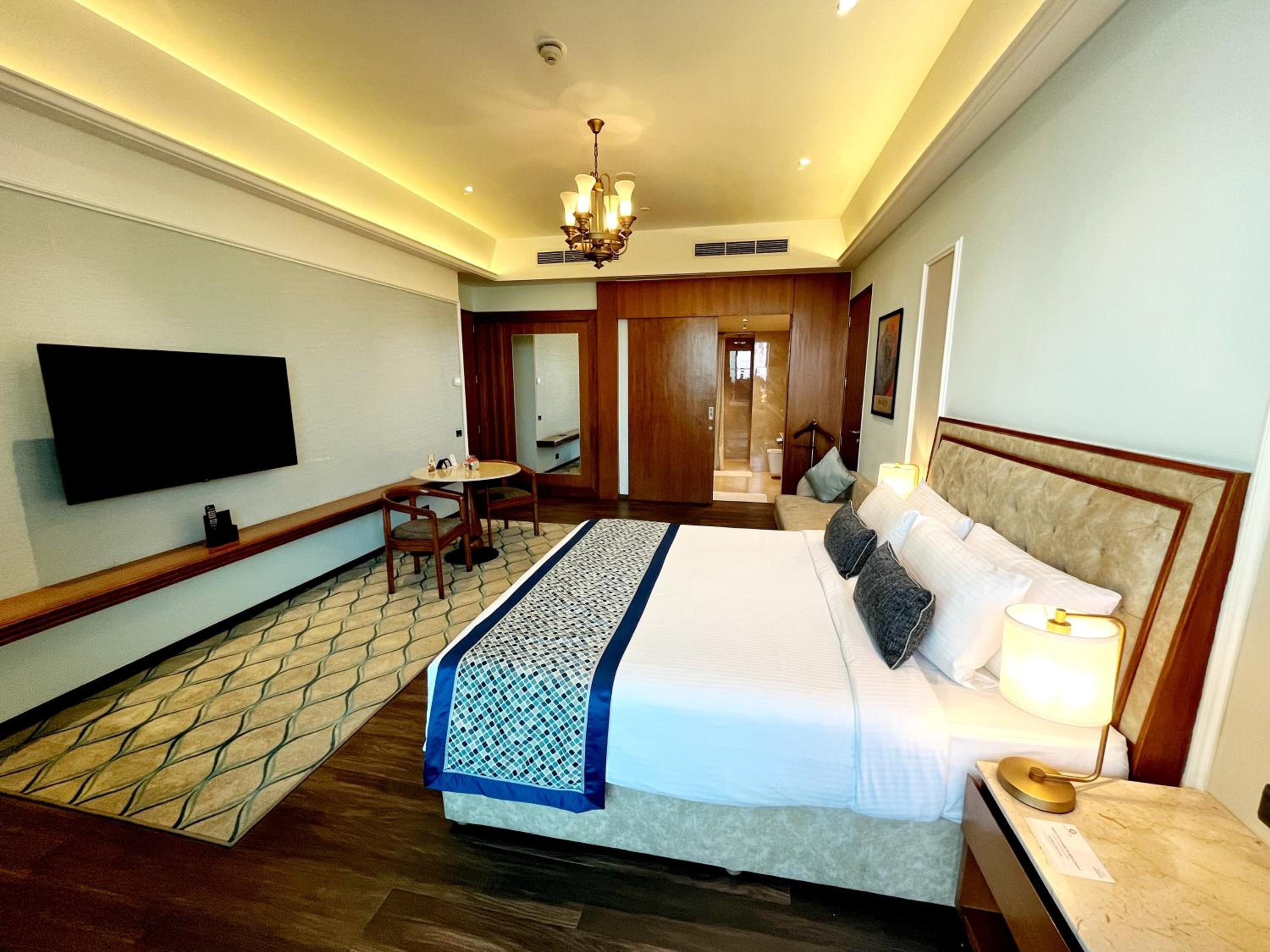 Studio Suite with King Bed
