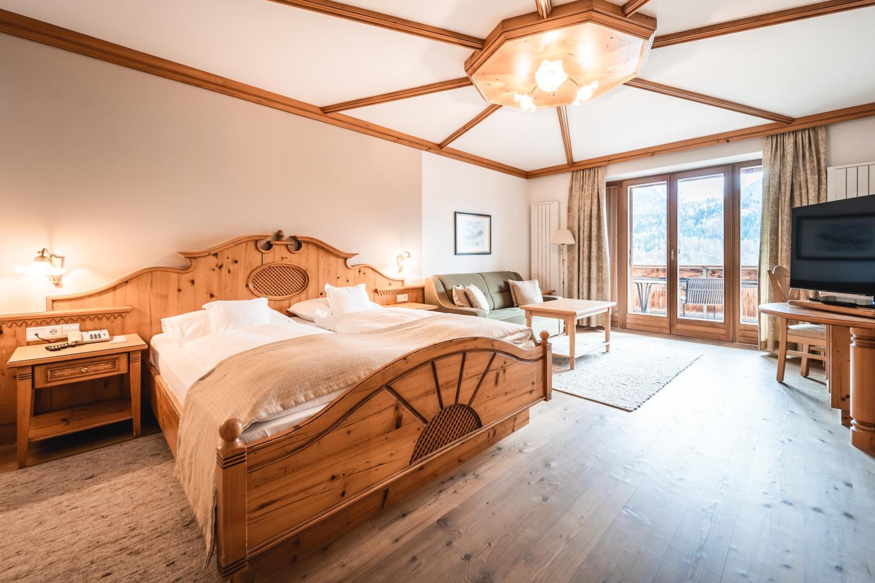 Deluxe Double Room - Photo 6