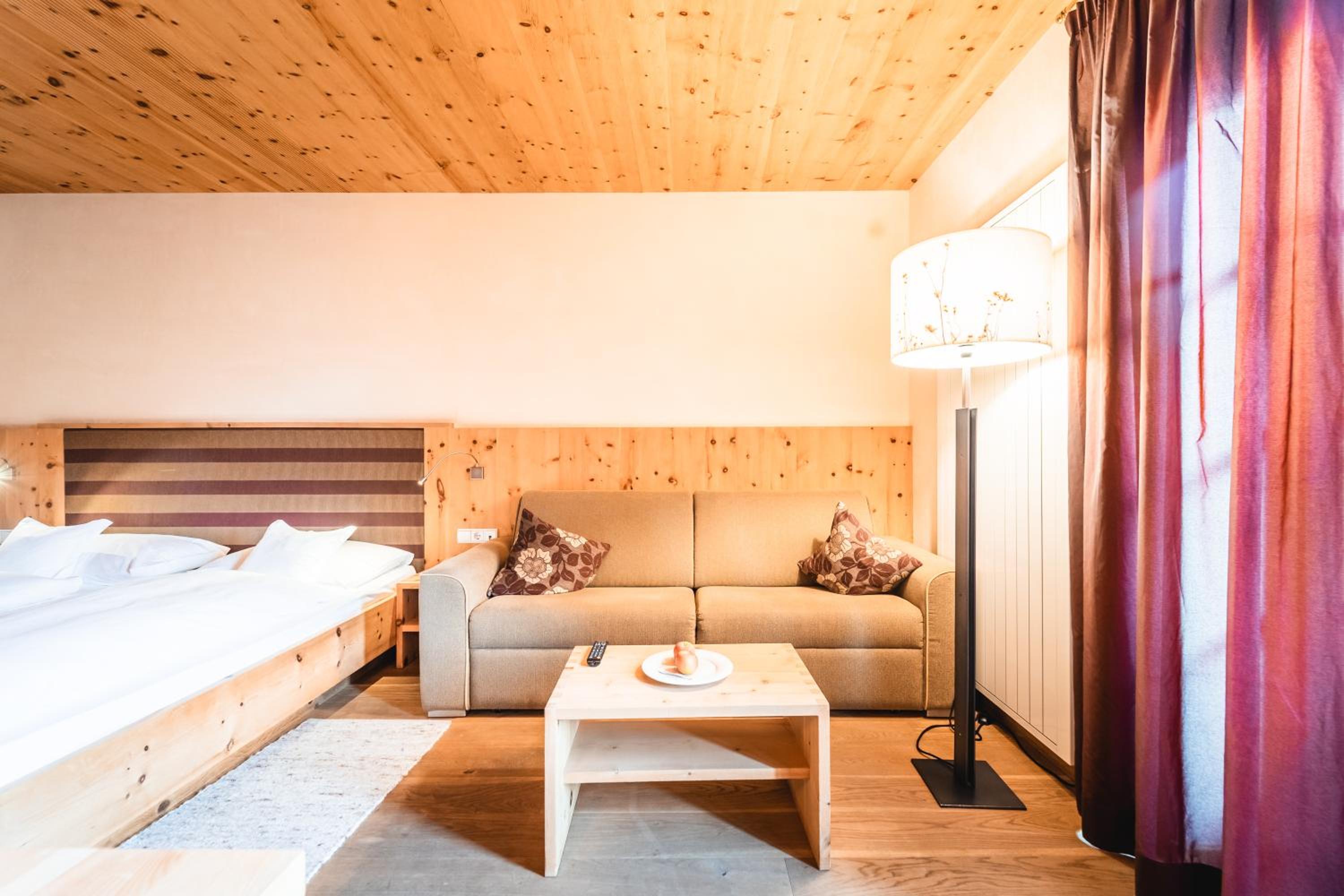 Superior Double or Twin Room - Photo 6