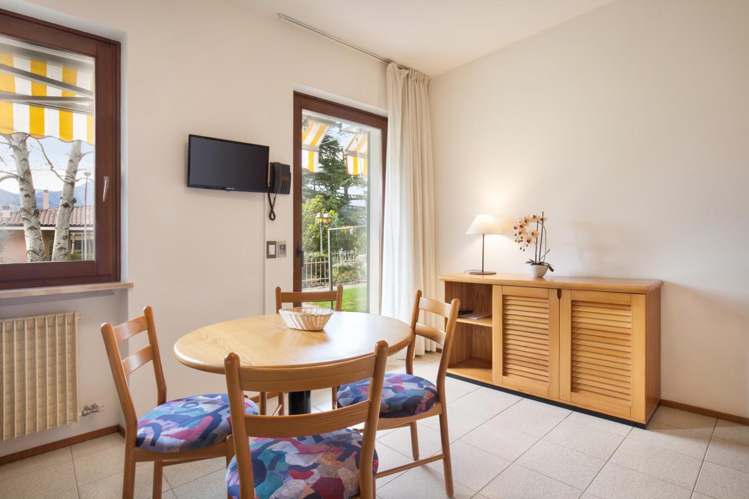 One-Bedroom Apartment - Photo 10