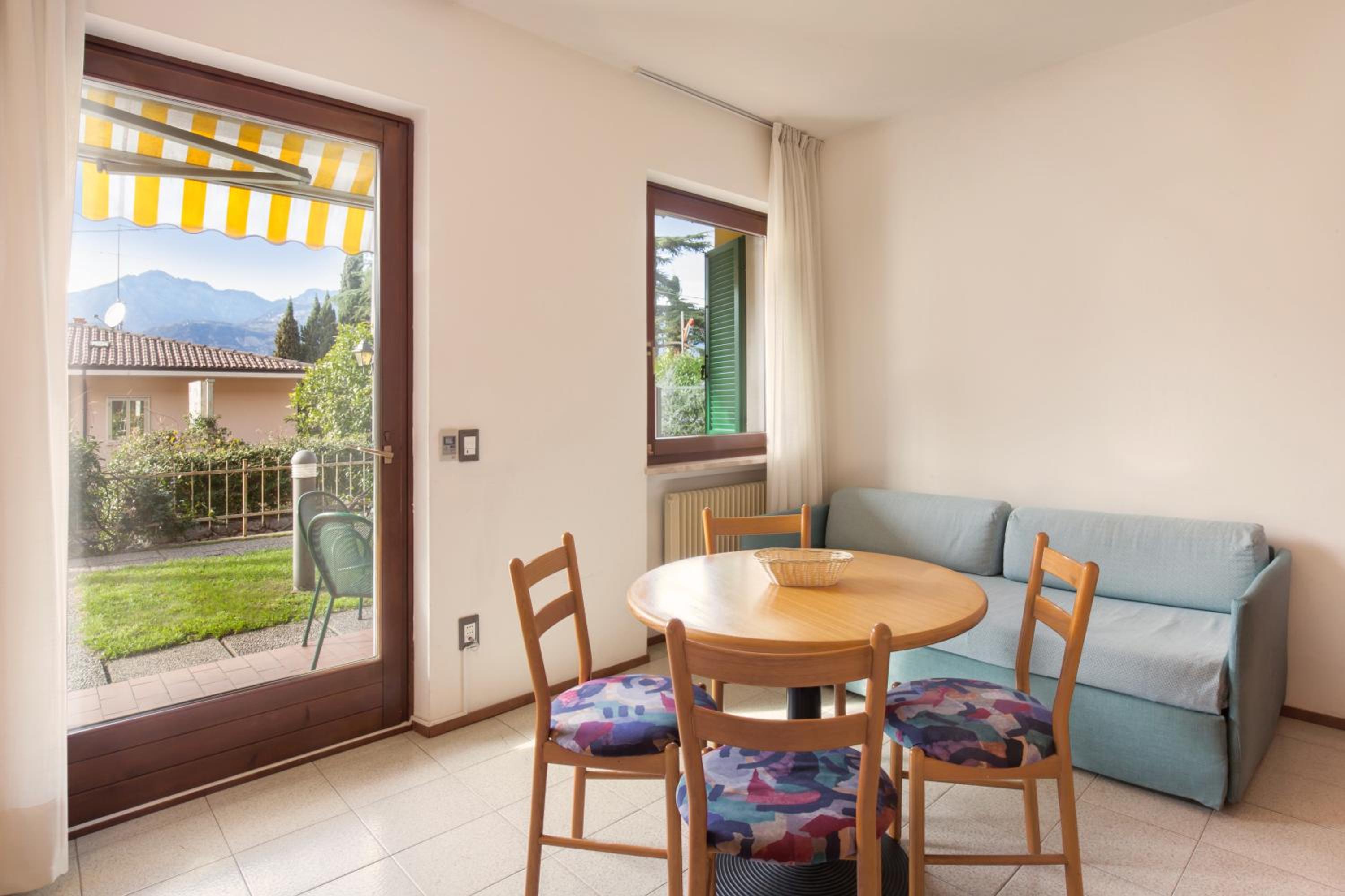 One-Bedroom Apartment with Patio photo 2