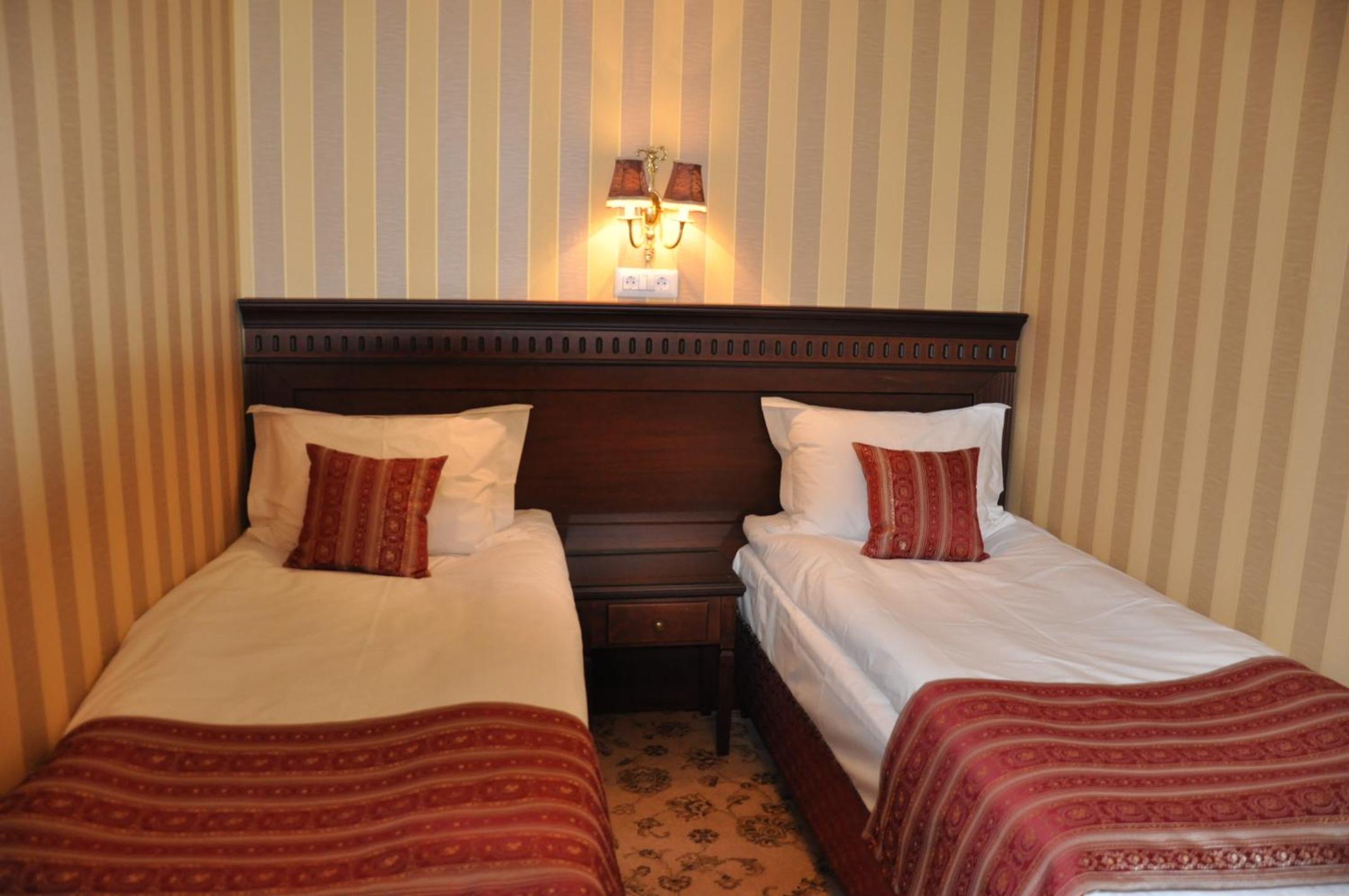 Double or Twin Room photo 1