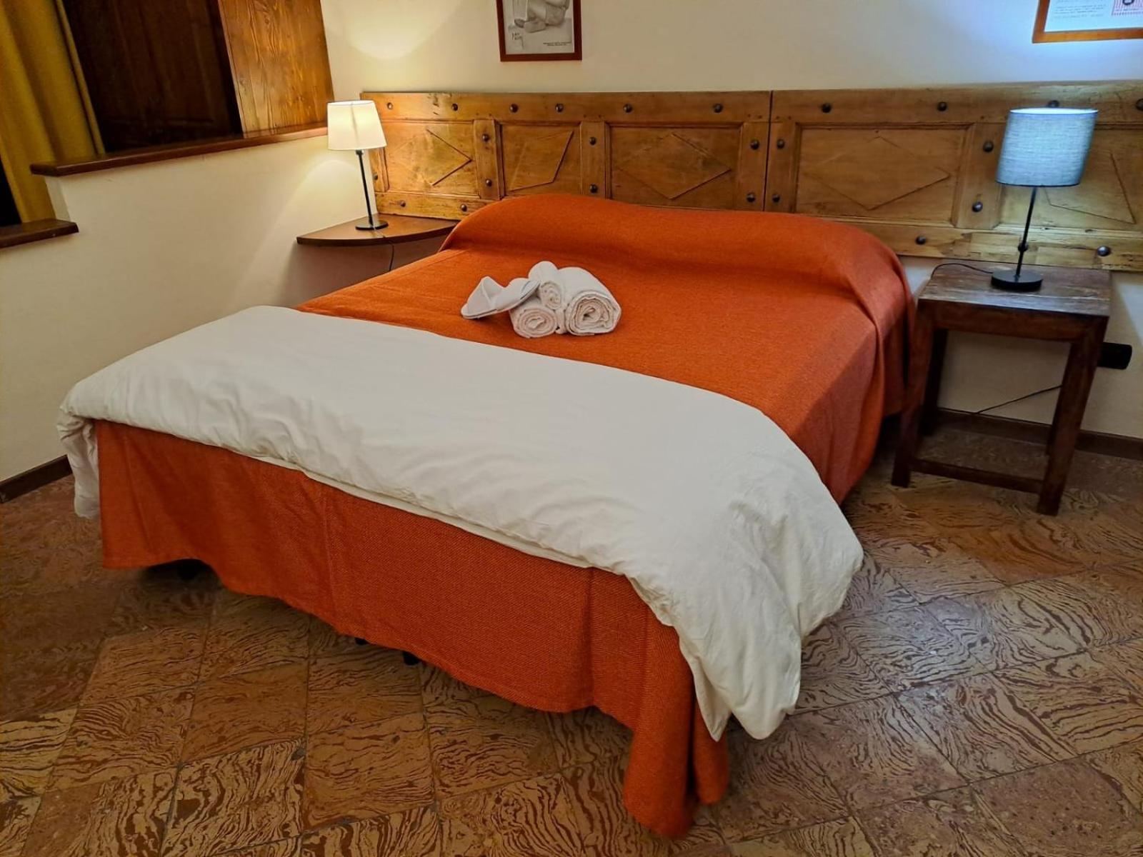 Triple Room with Garden View - Photo 16