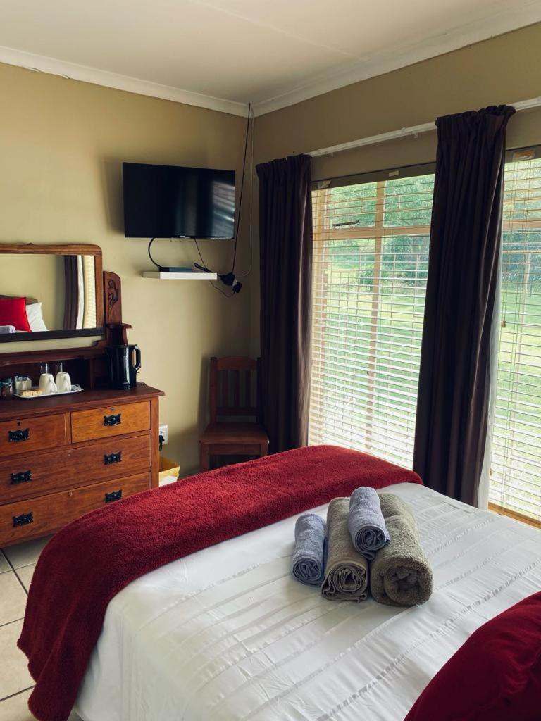 Double Room With Shared Bathroom photo 3