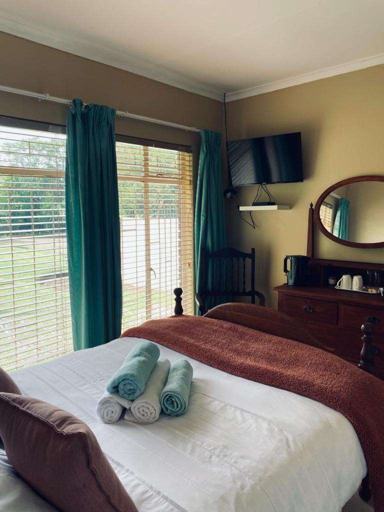Standard Double Room photo 2