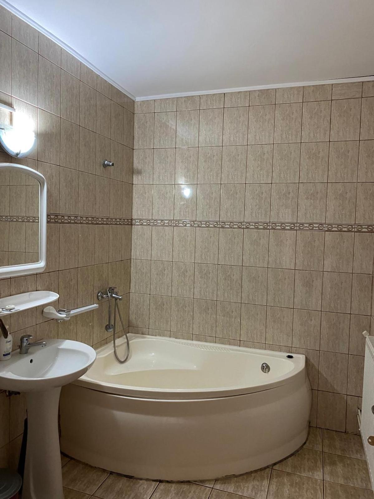 Triple Room with Private External Bathroom photo 3