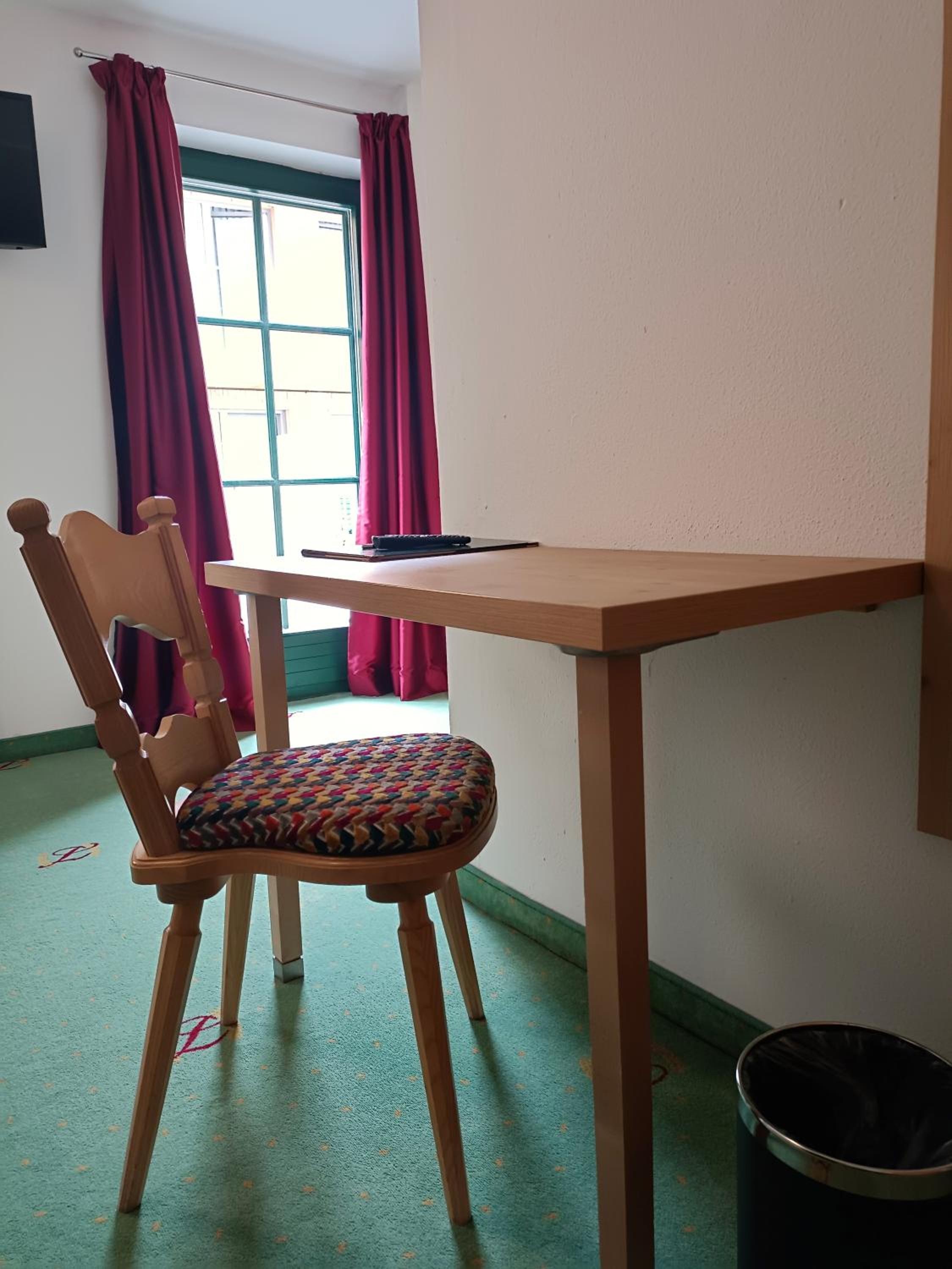Single Room photo 3