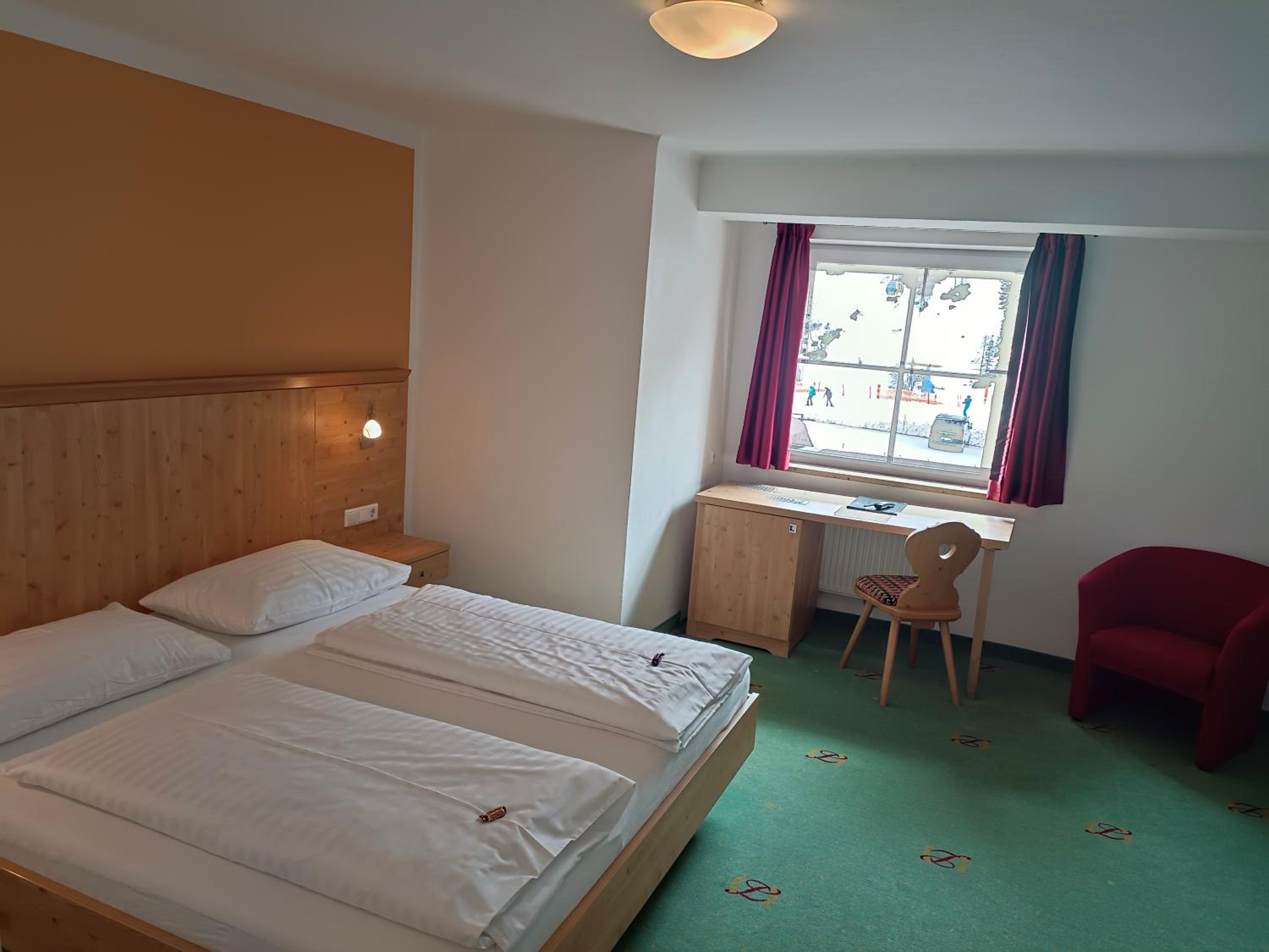 Large Double Room
