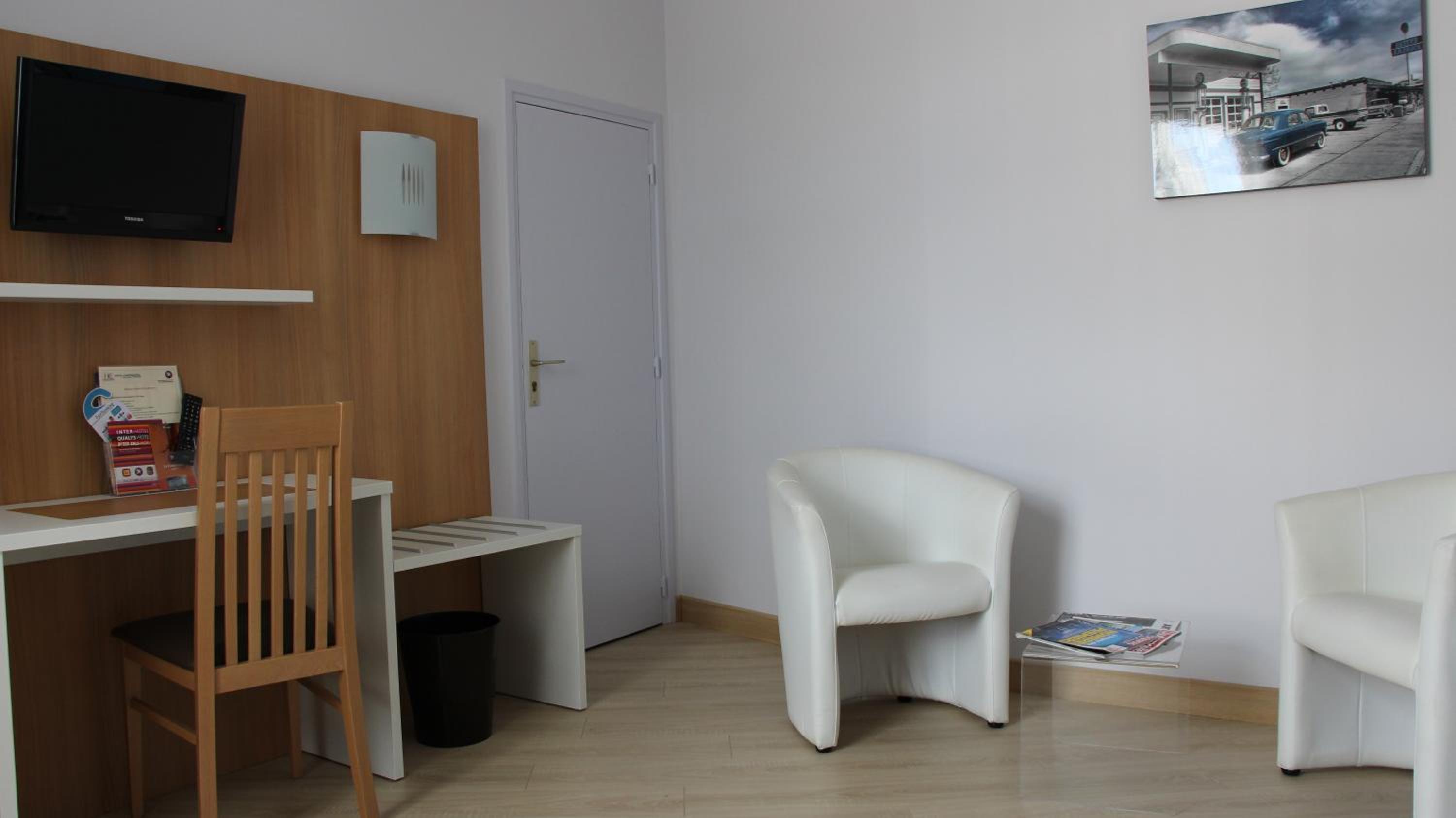 Superior Double Room - Photo 4