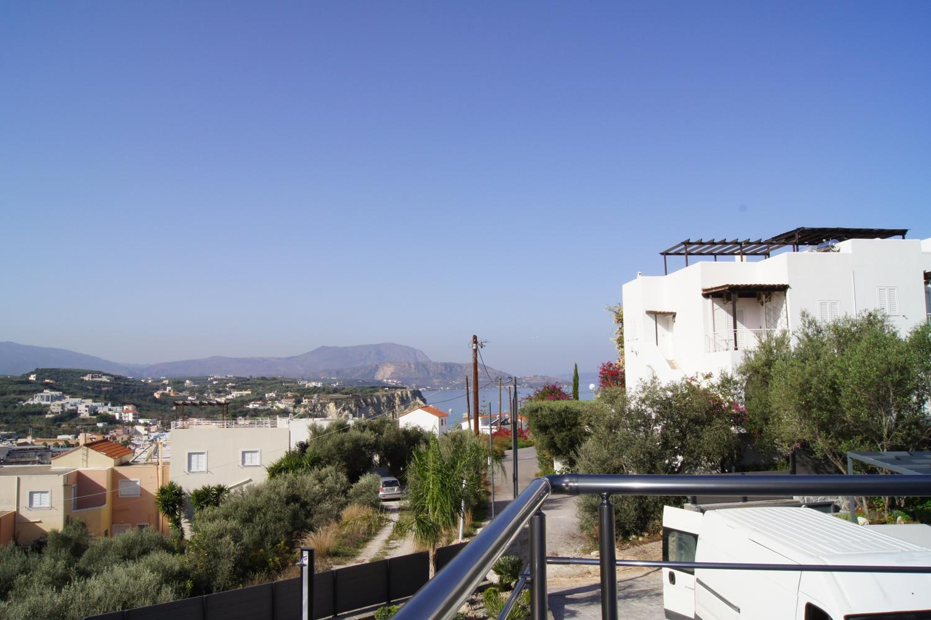 Villa photo 3