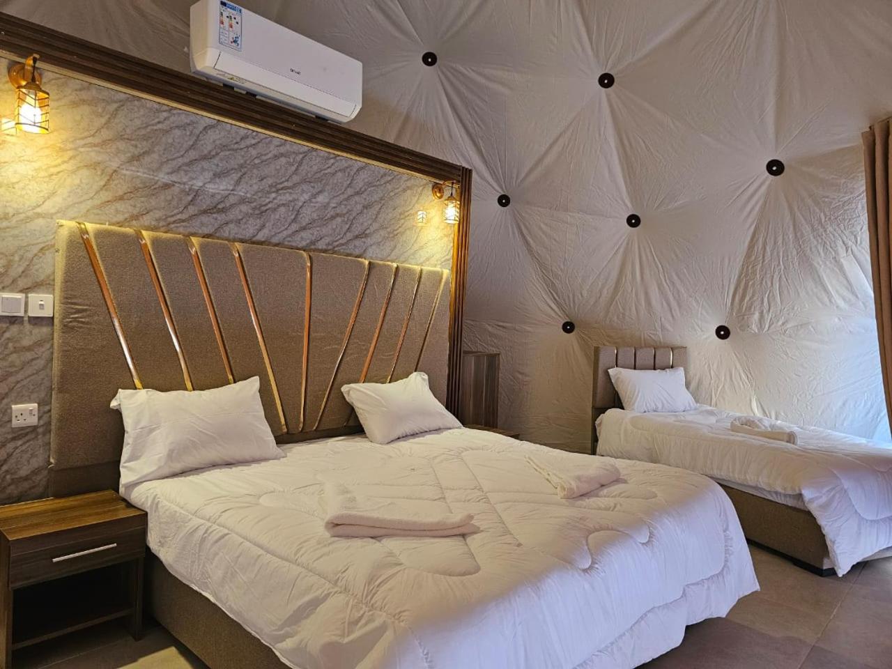 Superior Quadruple Room photo 3
