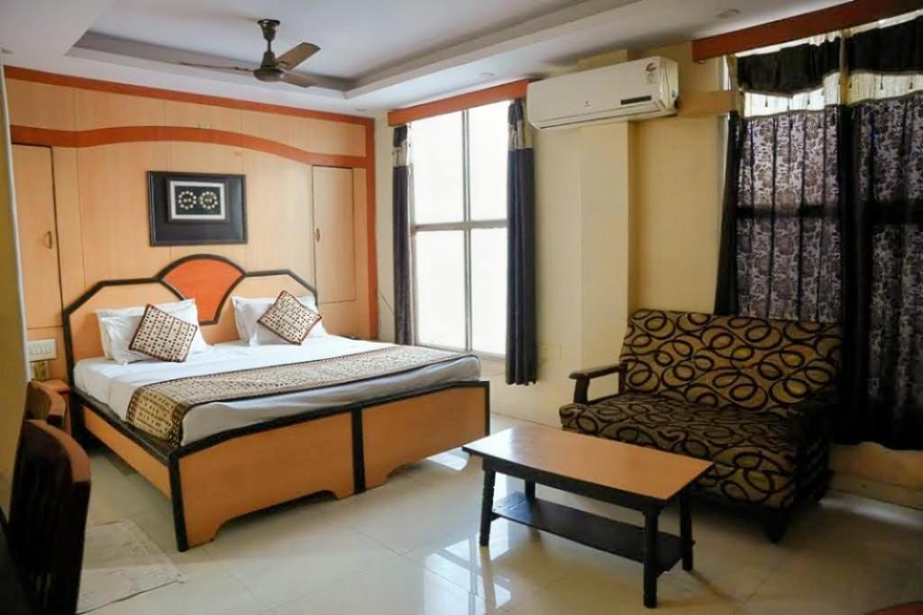 Deluxe King Room photo 3