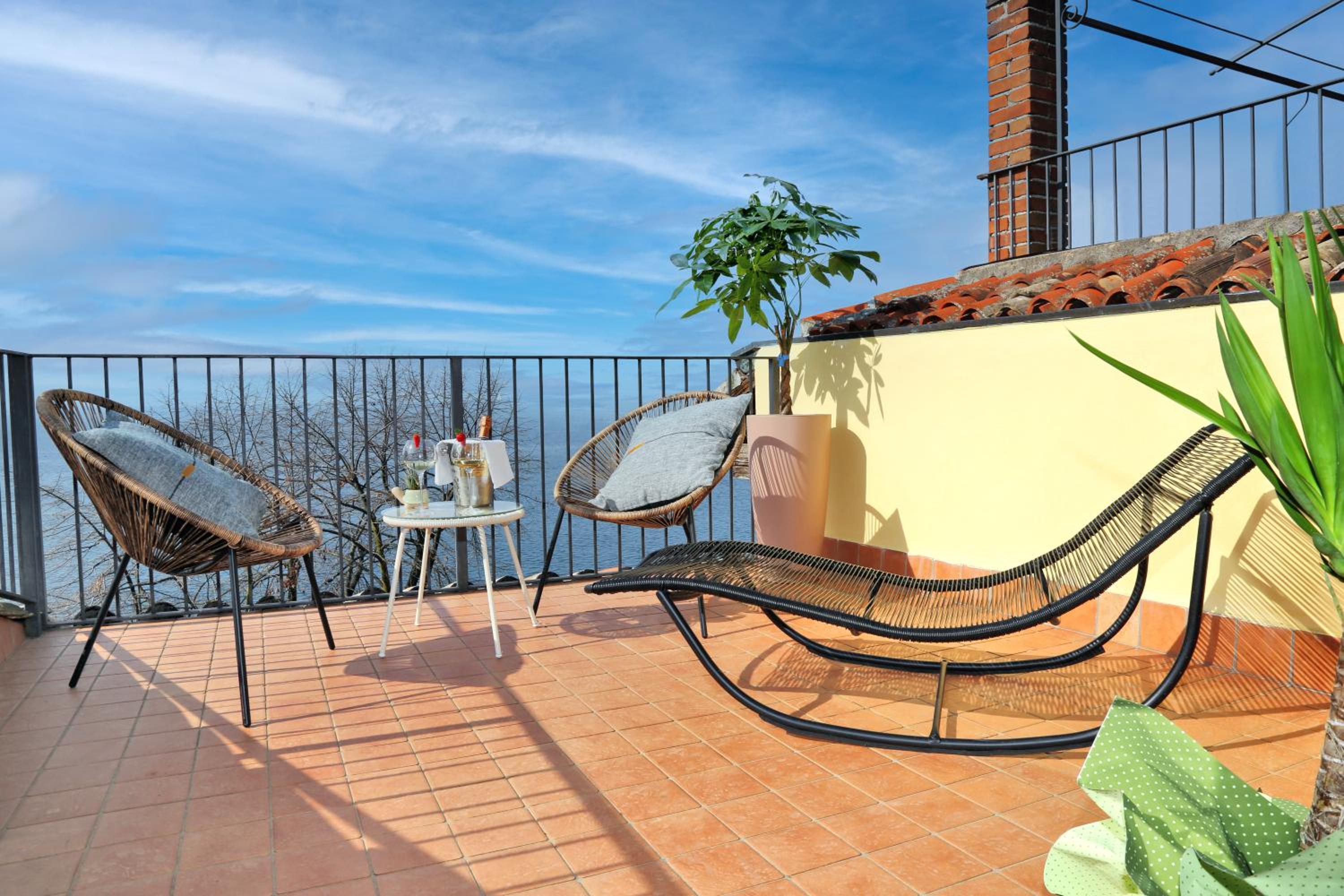 Triple Room with Terrace photo 3