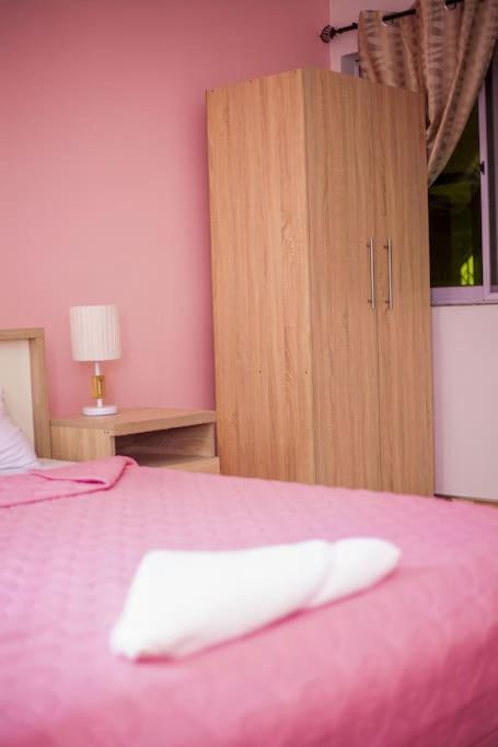 Deluxe Double Room (2 Adults + 1 Child) photo 2