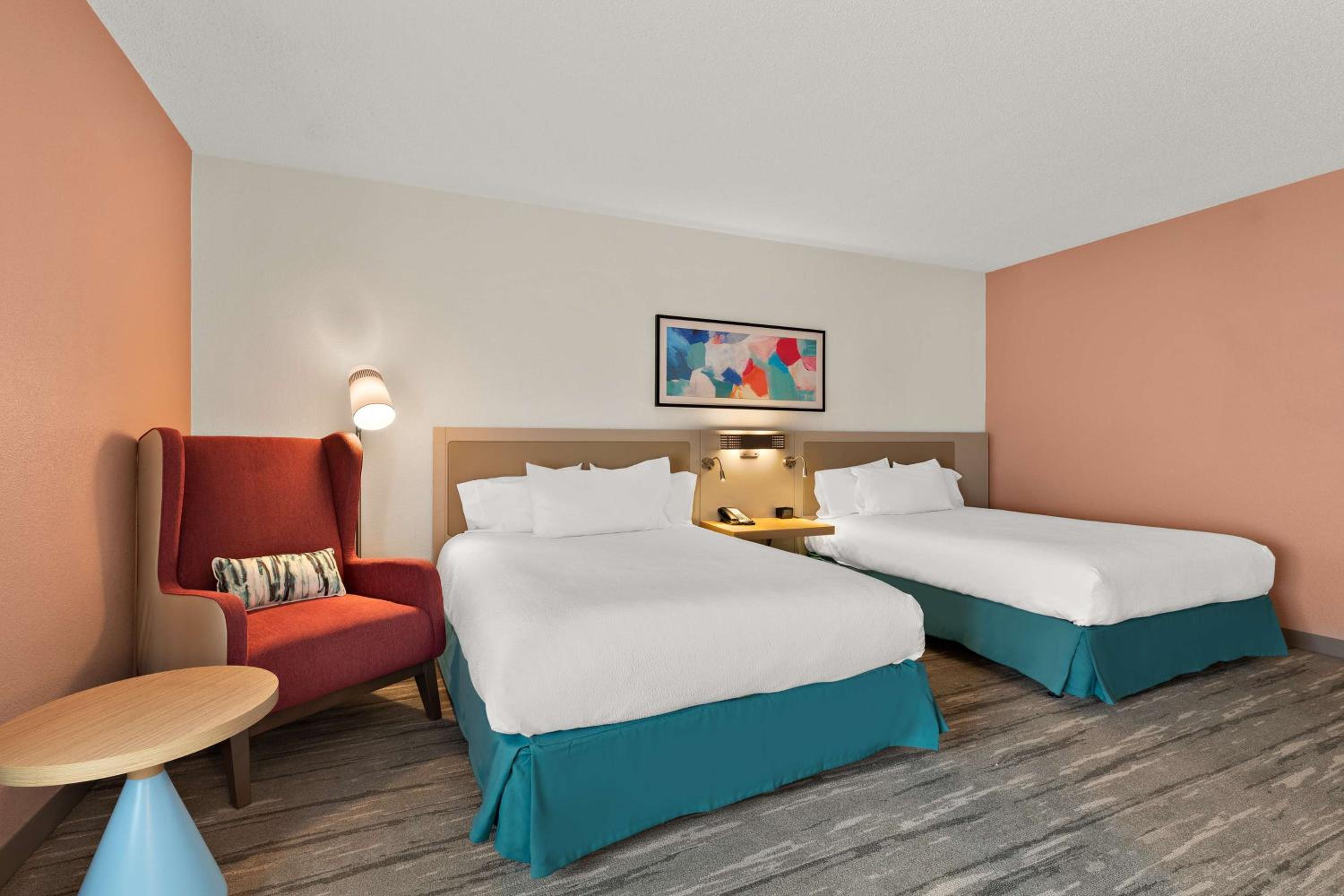 Queen Room with Two Queen Beds - Mobility Access photo 2
