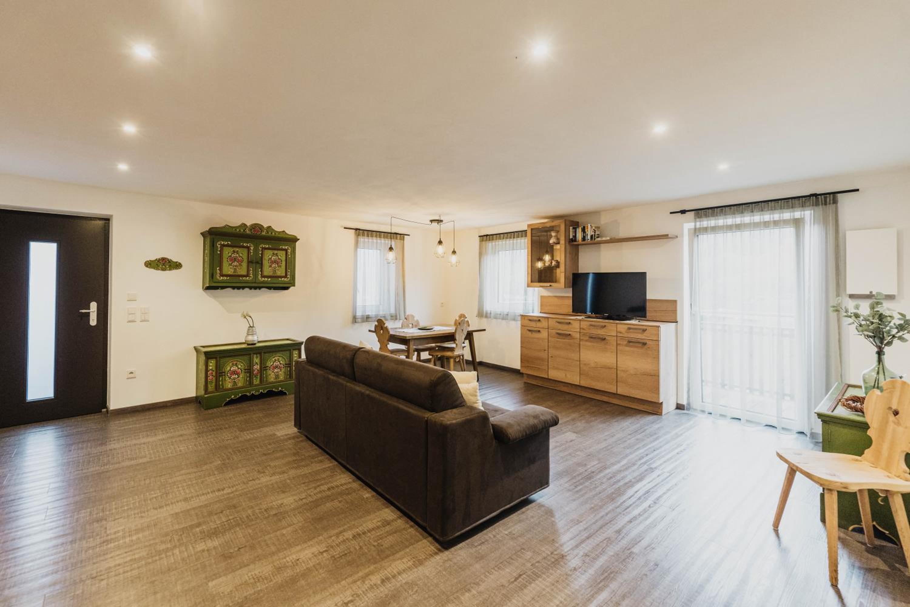 One-Bedroom Family Apartment