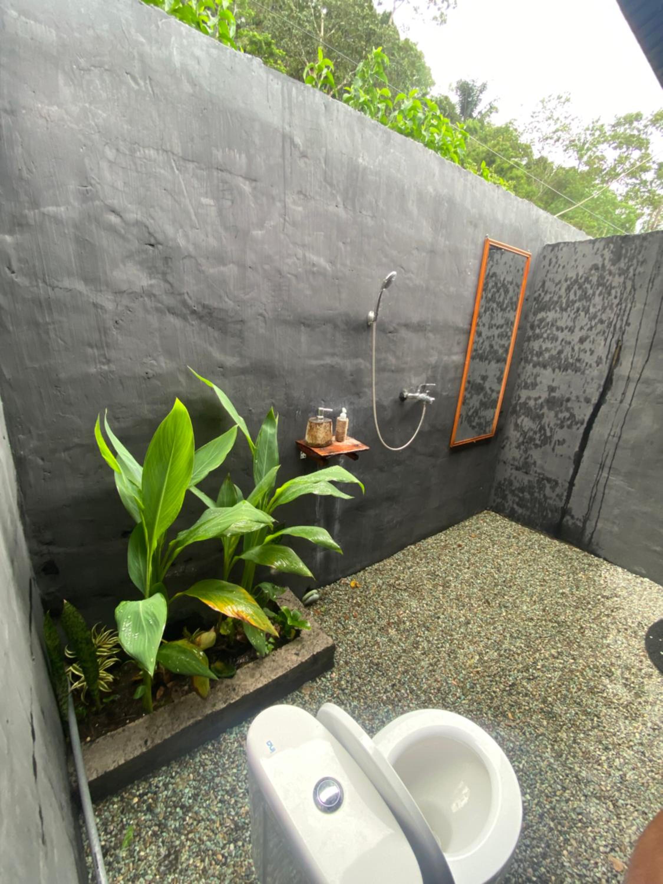 Double Room with Private Bathroom - Photo 6