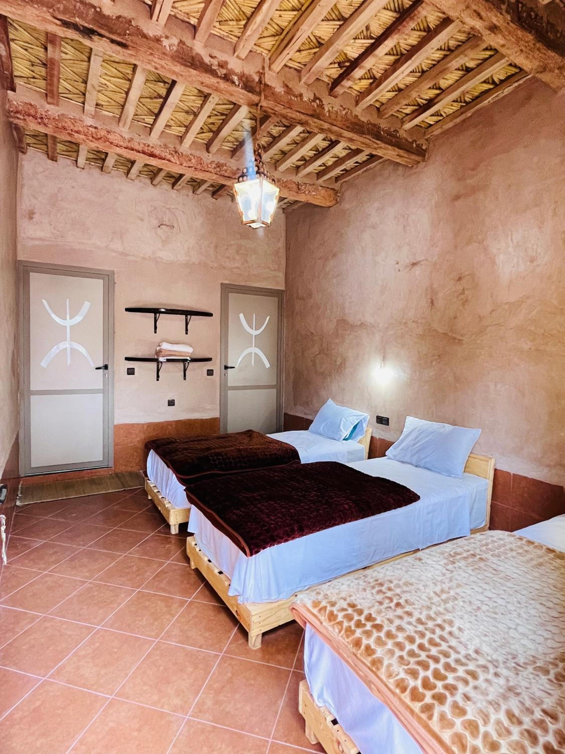 Classic Triple Room - Photo 5