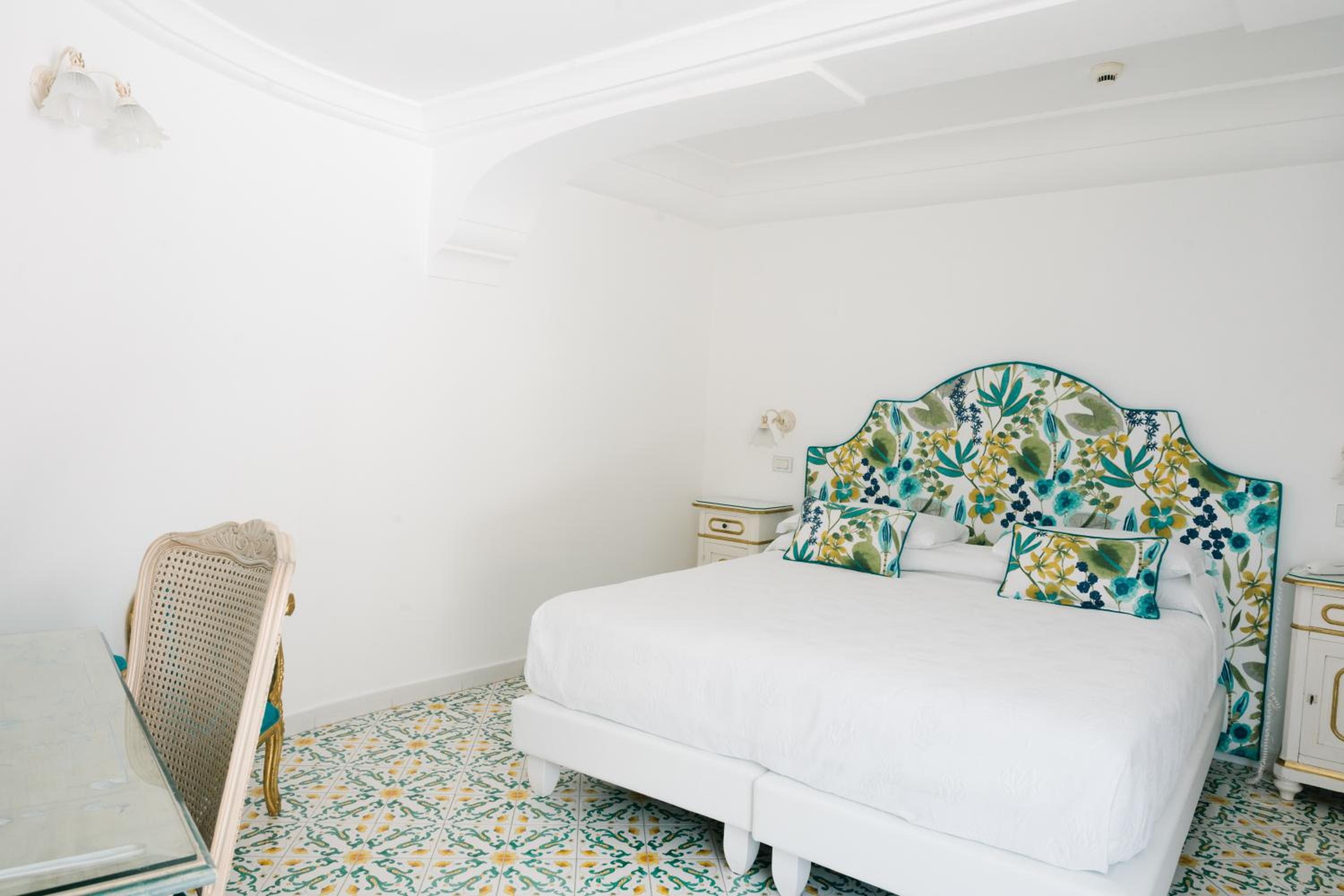 Superior Double Room with Balcony and Sea View - Photo 1